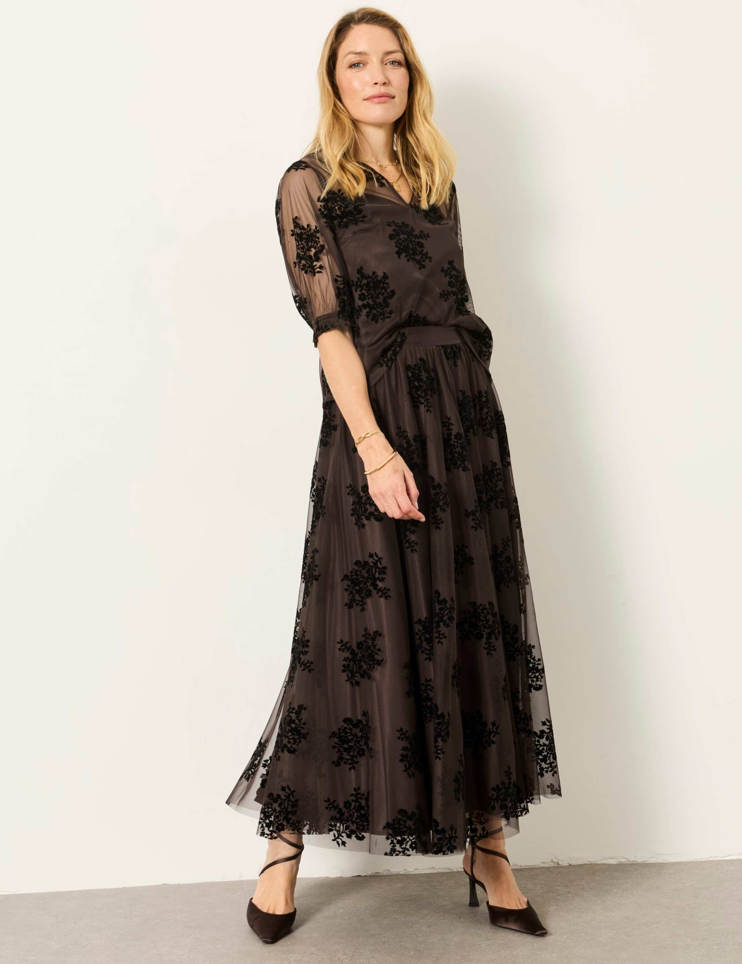 Tulle Floral V-Neck Frill Detail Top 4 of 6