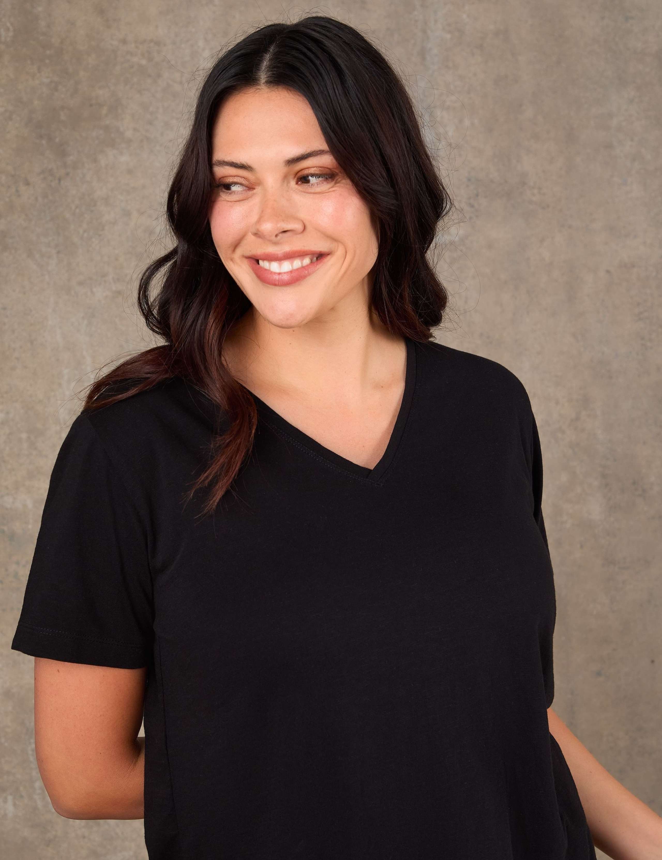 Pure Cotton V-Neck Longline T-Shirt 3 of 4