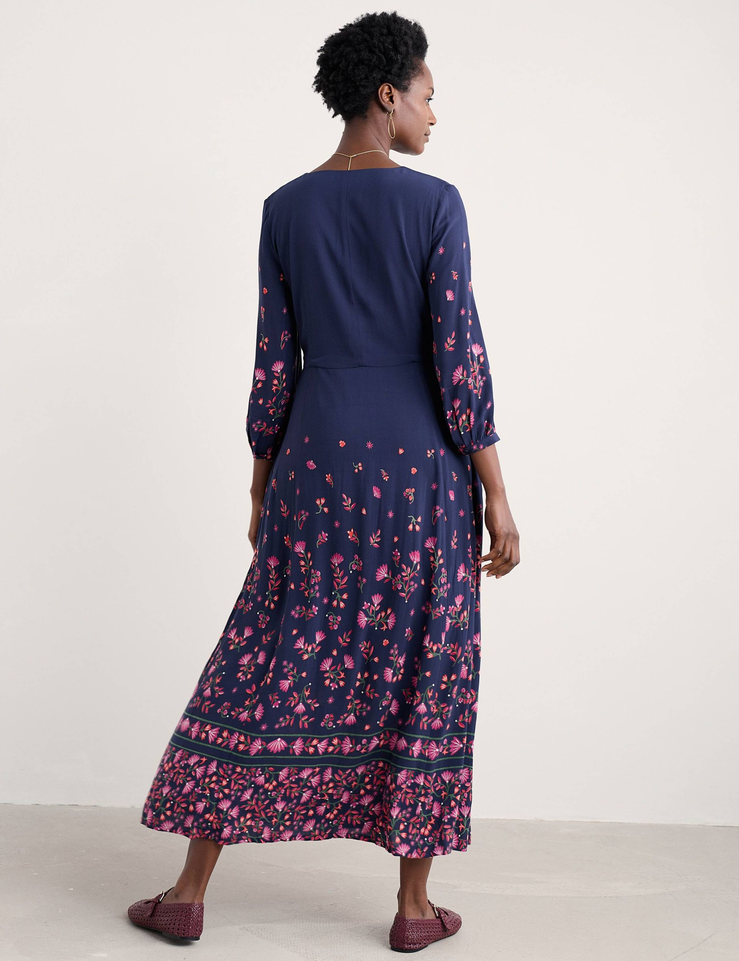 Floral V-Neck Midaxi Waisted Dress 4 of 5