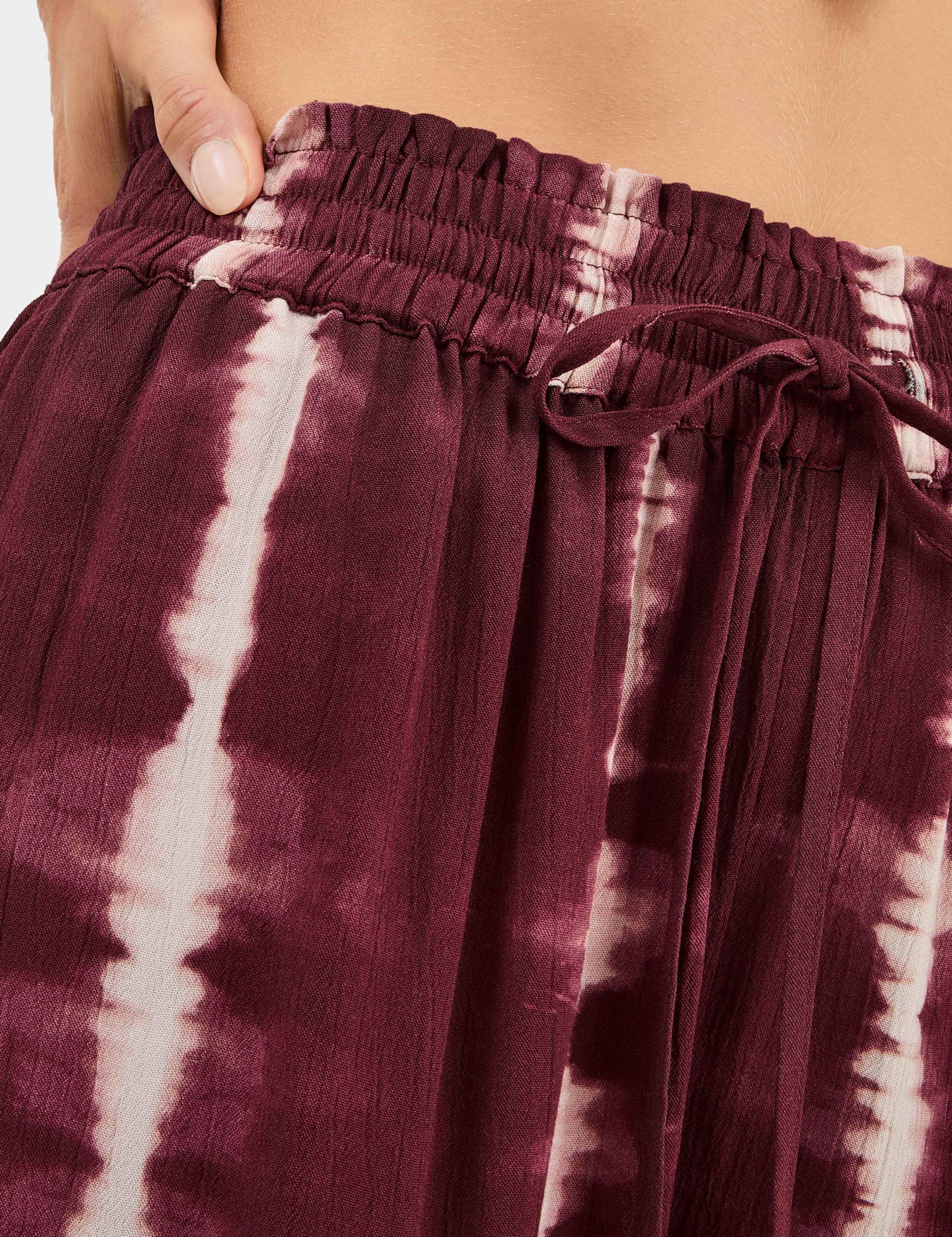 Tie Dye Casual Shorts 4 of 4