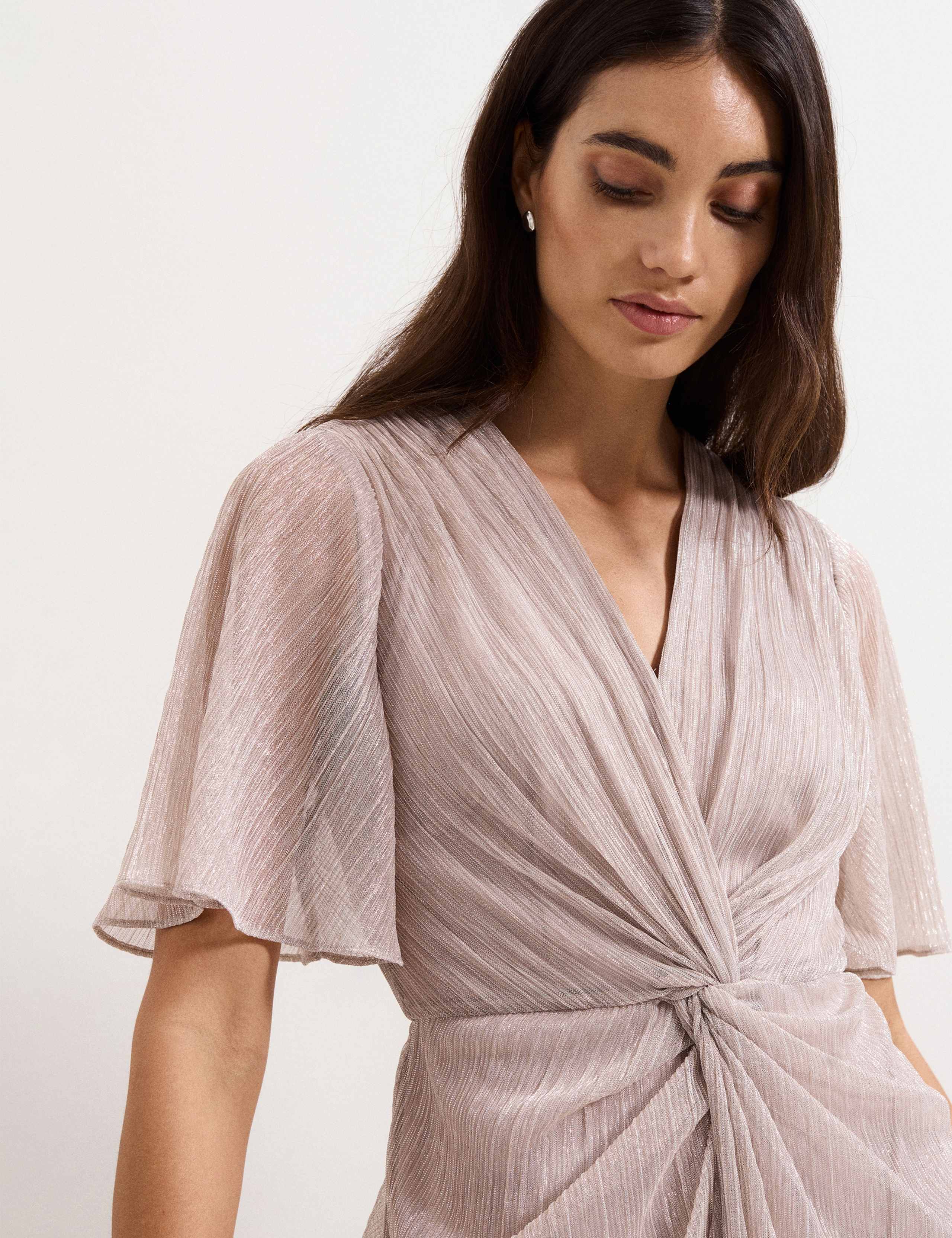 Metallic Plisse V-Neck Maxi Waisted Dress 5 of 6