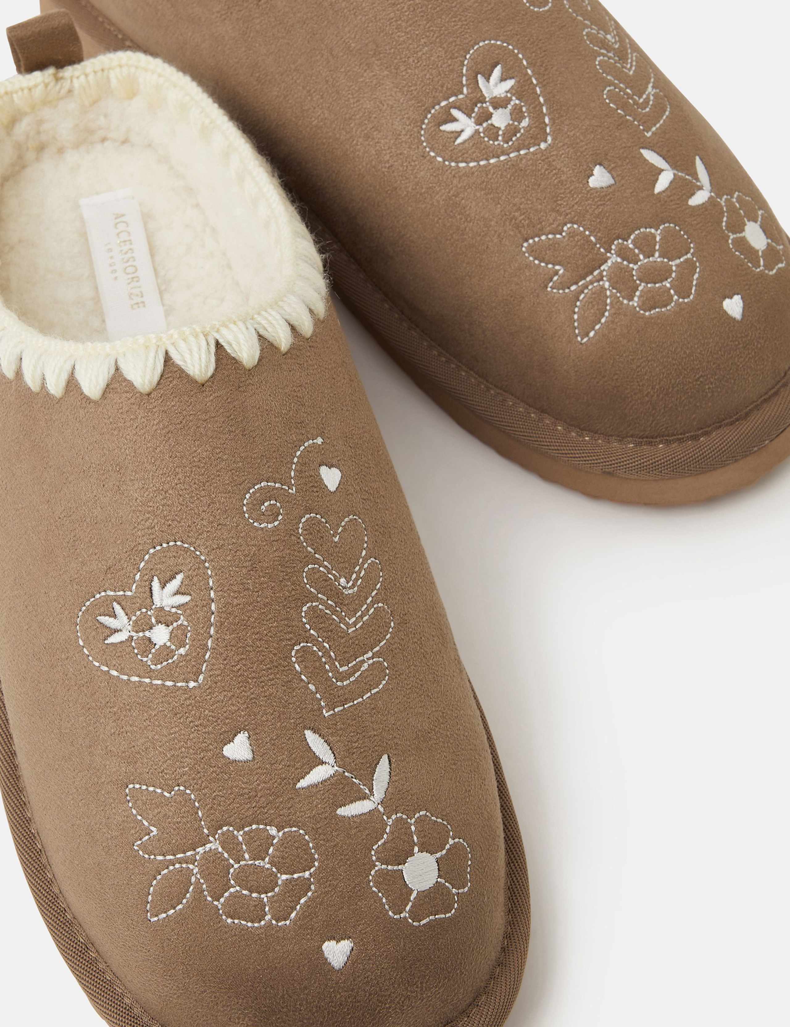 Heart Embroidered Mule Slippers 3 of 3