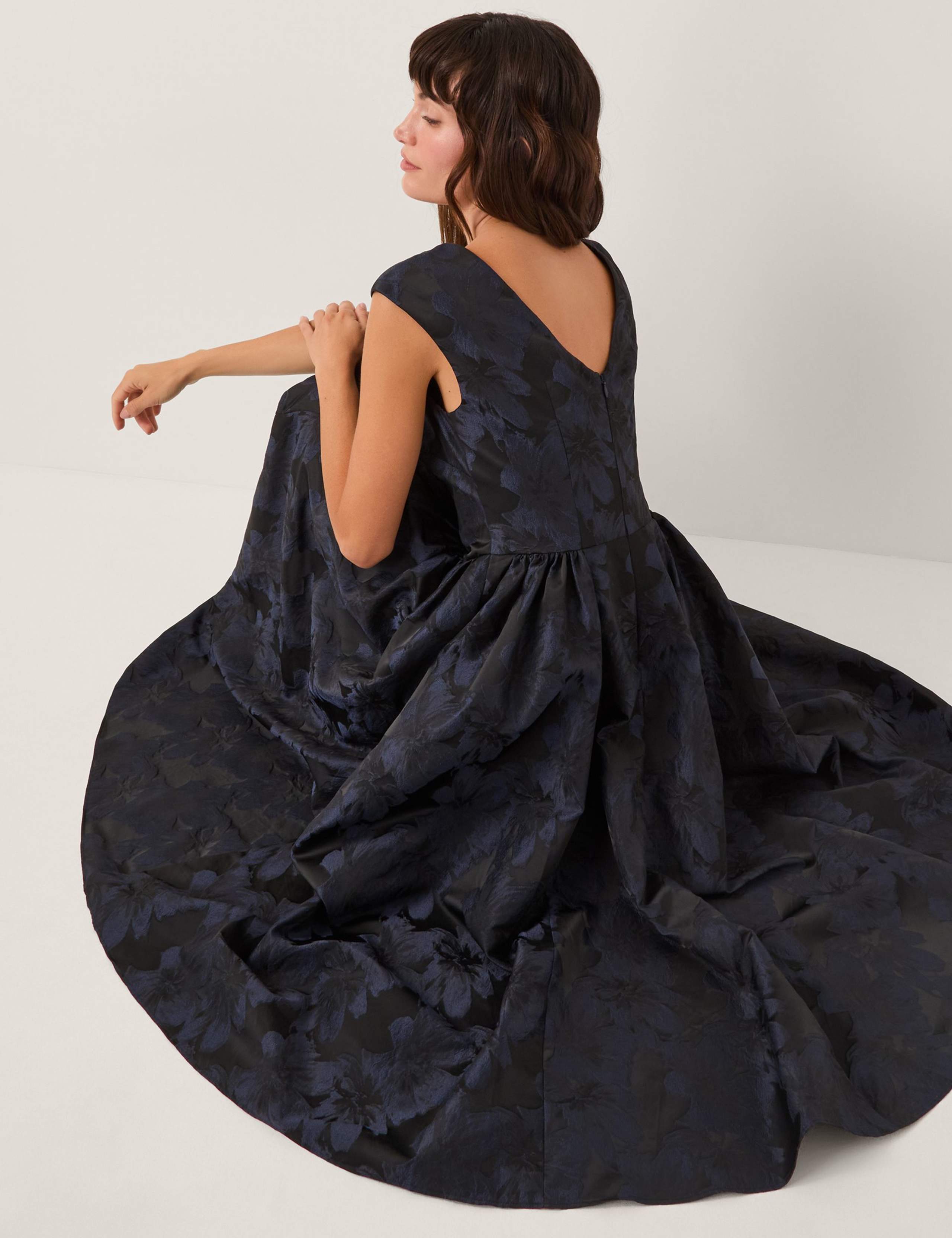 Jacquard Midi Swing Dress 3 of 4