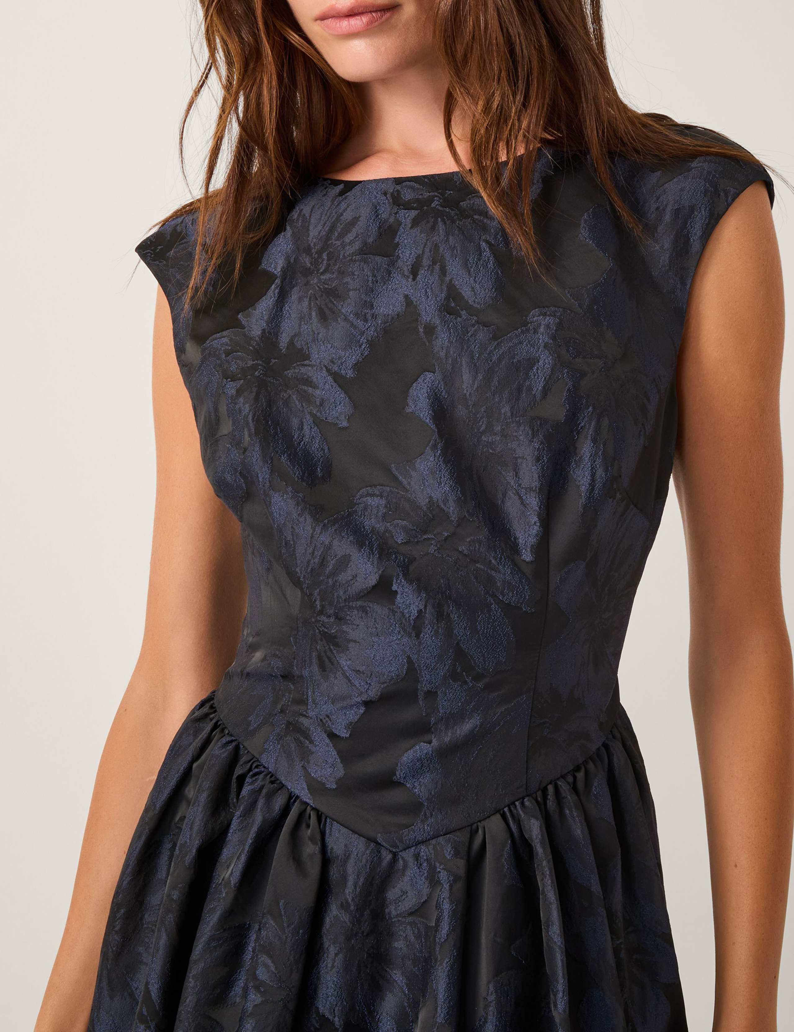 Jacquard Midi Swing Dress 4 of 4