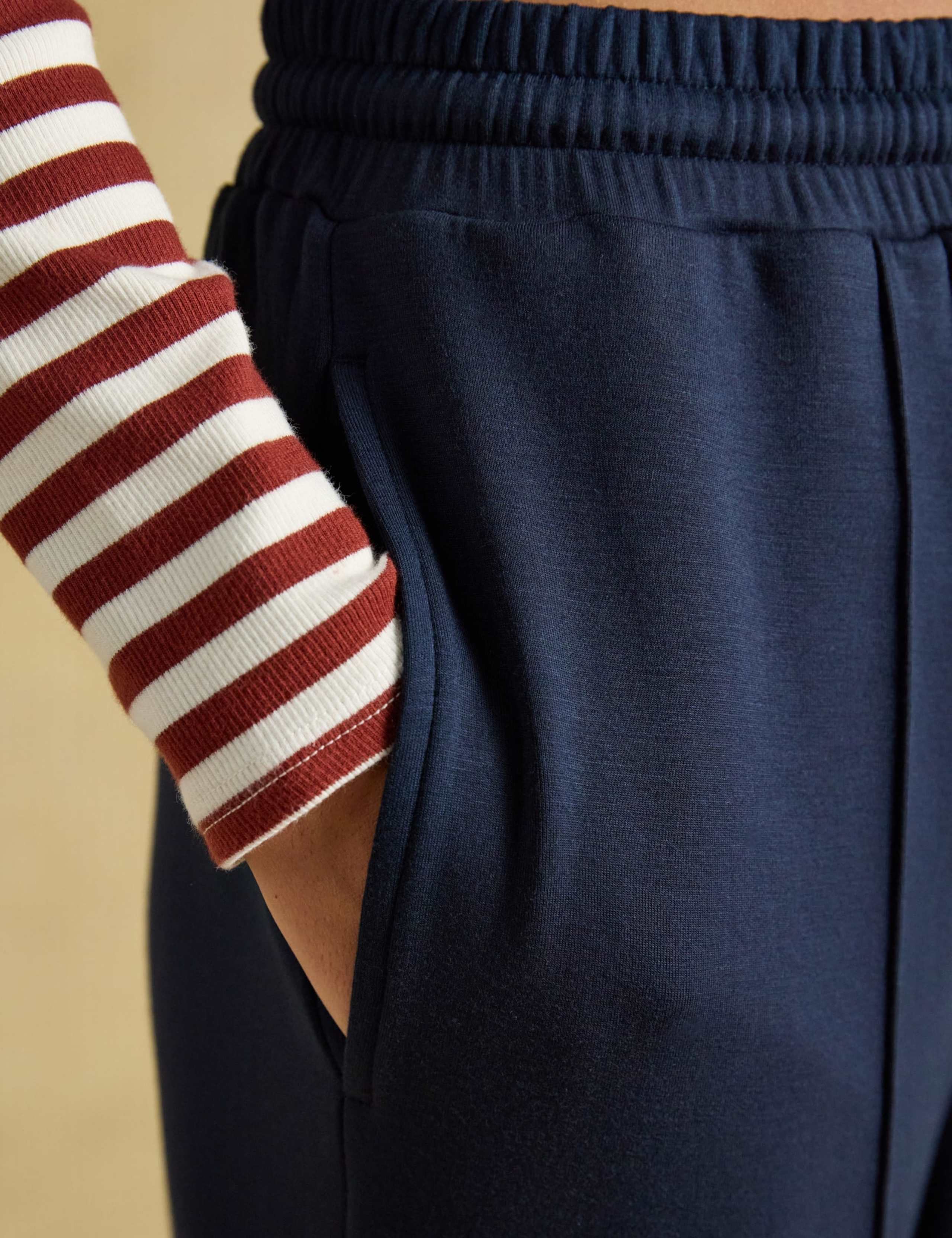 Pintuck Drawstring Wide Leg Joggers 3 of 7