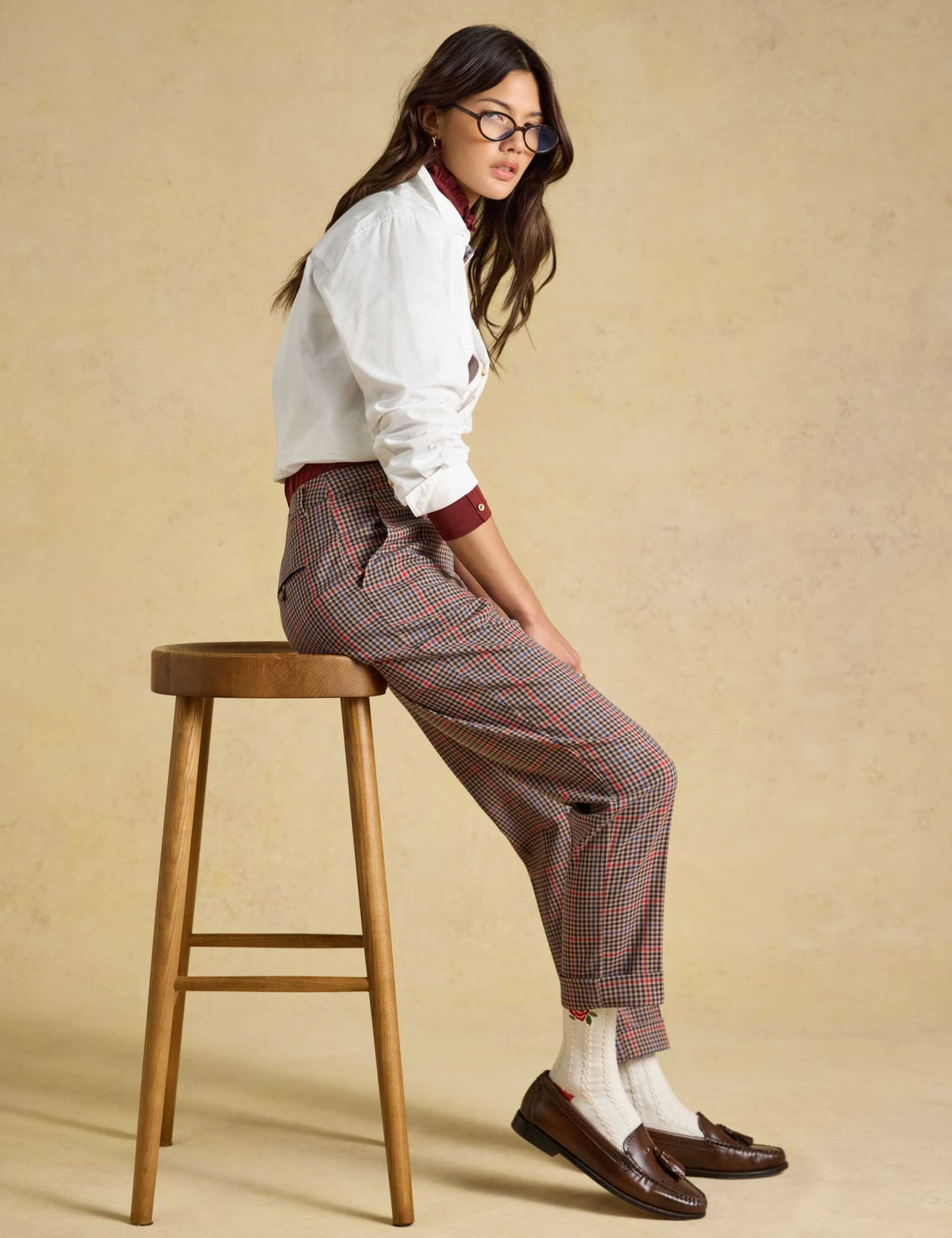 Houndstooth Pleat Front Tapered Trousers 5 of 7