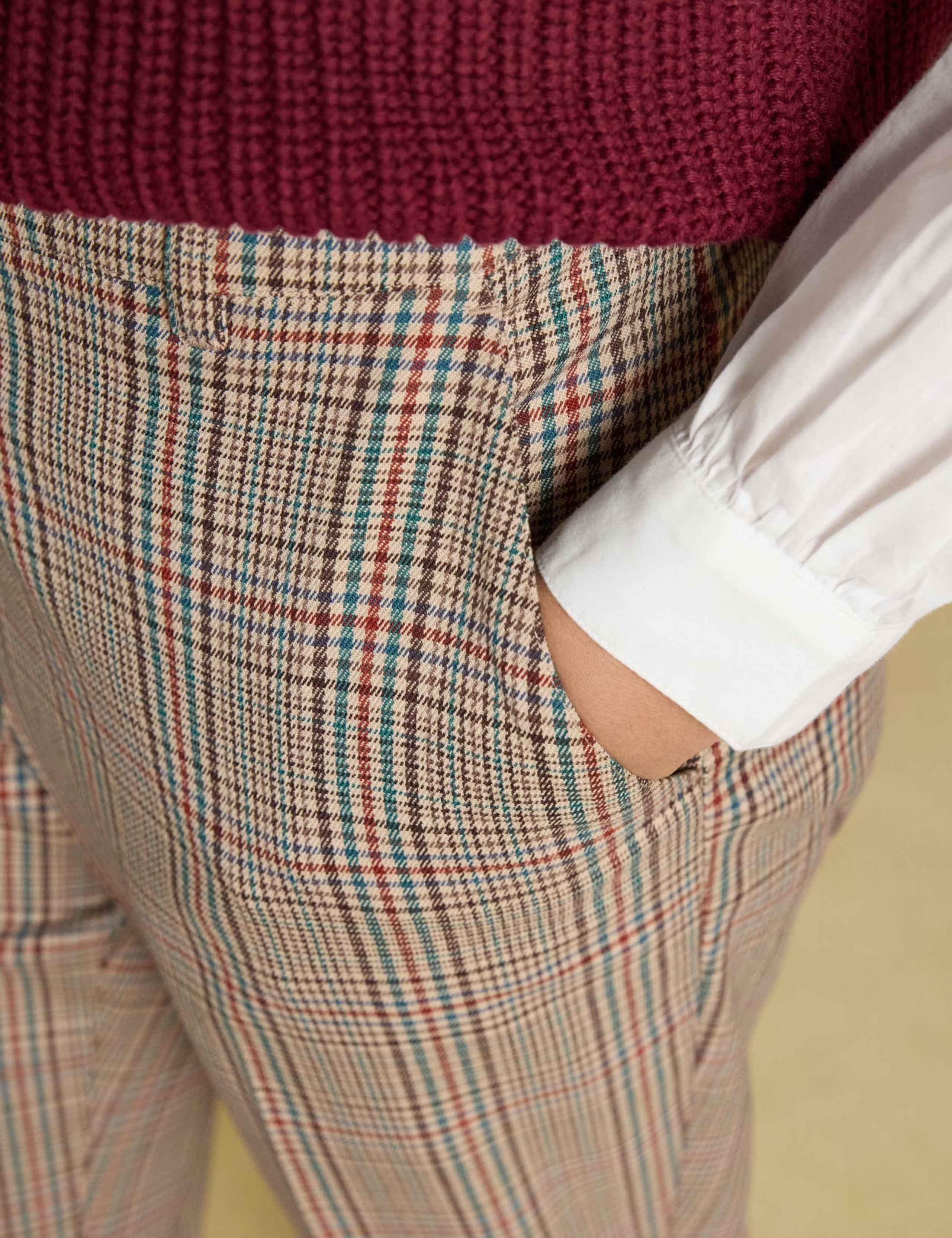 Textured Pleat Front Tapered Trousers 3 of 8