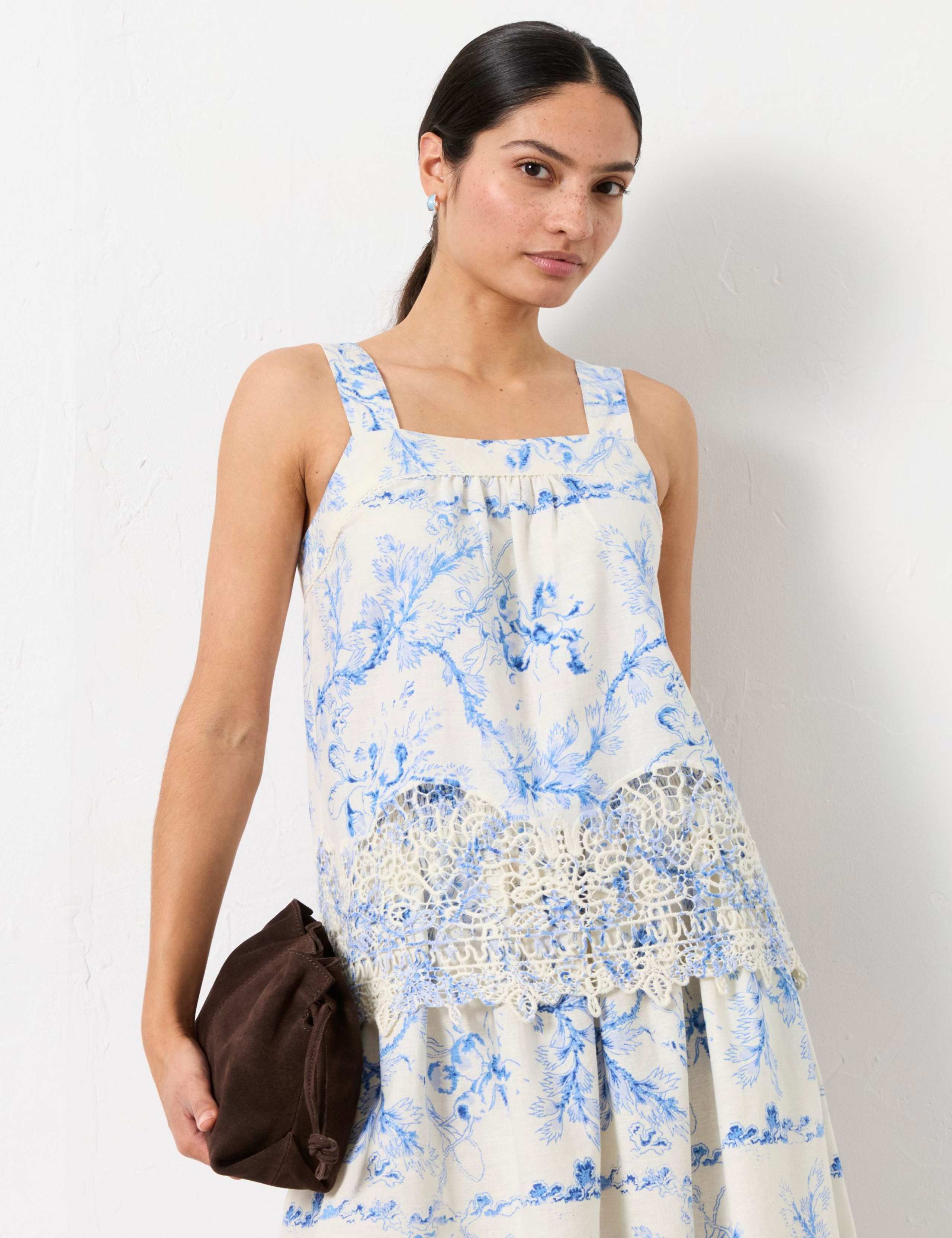 Floral Square Neck Cami Top with Linen 5 of 6