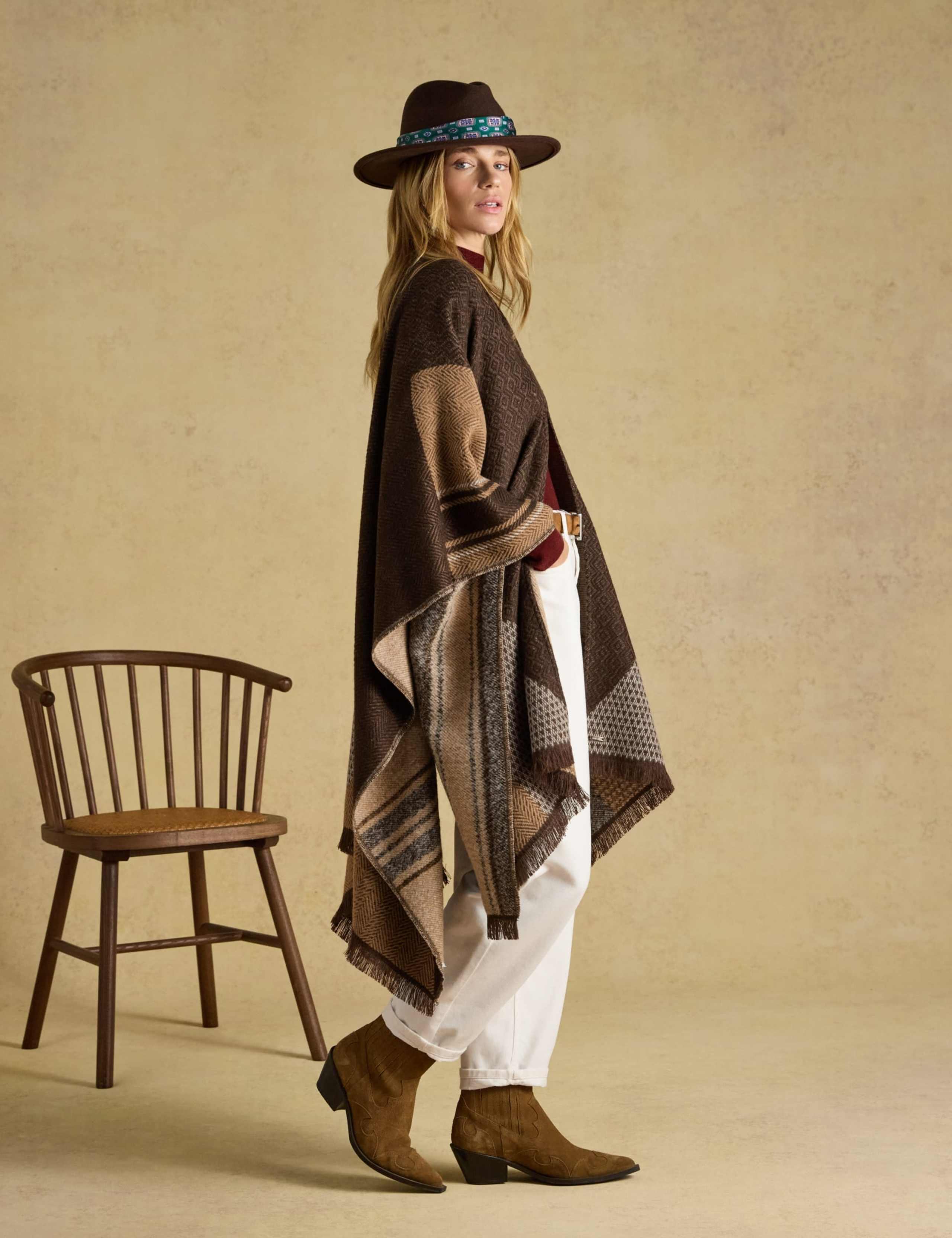 Jacquard Poncho 5 of 7