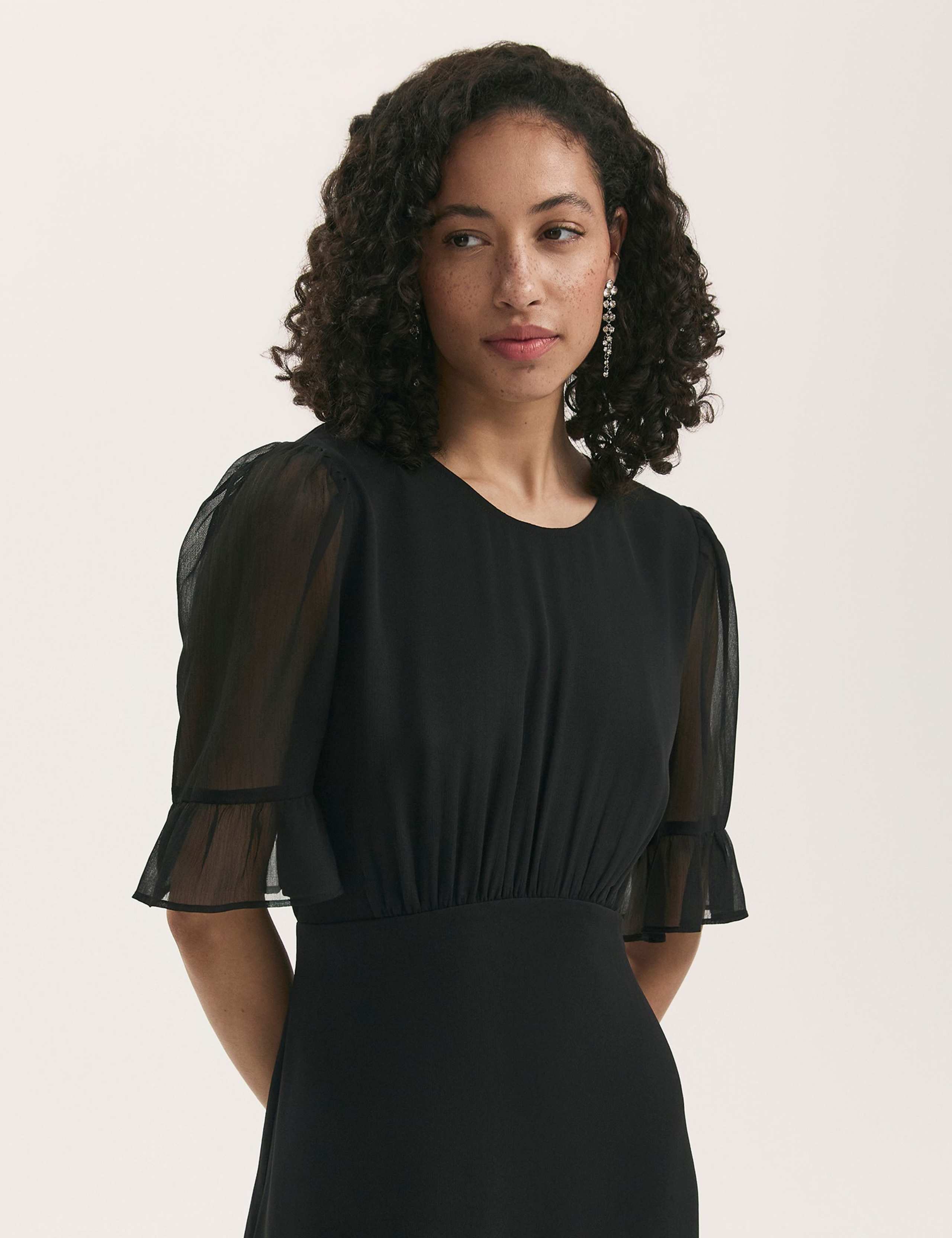 Chiffon Round Neck Midi Tiered Dress 4 of 4