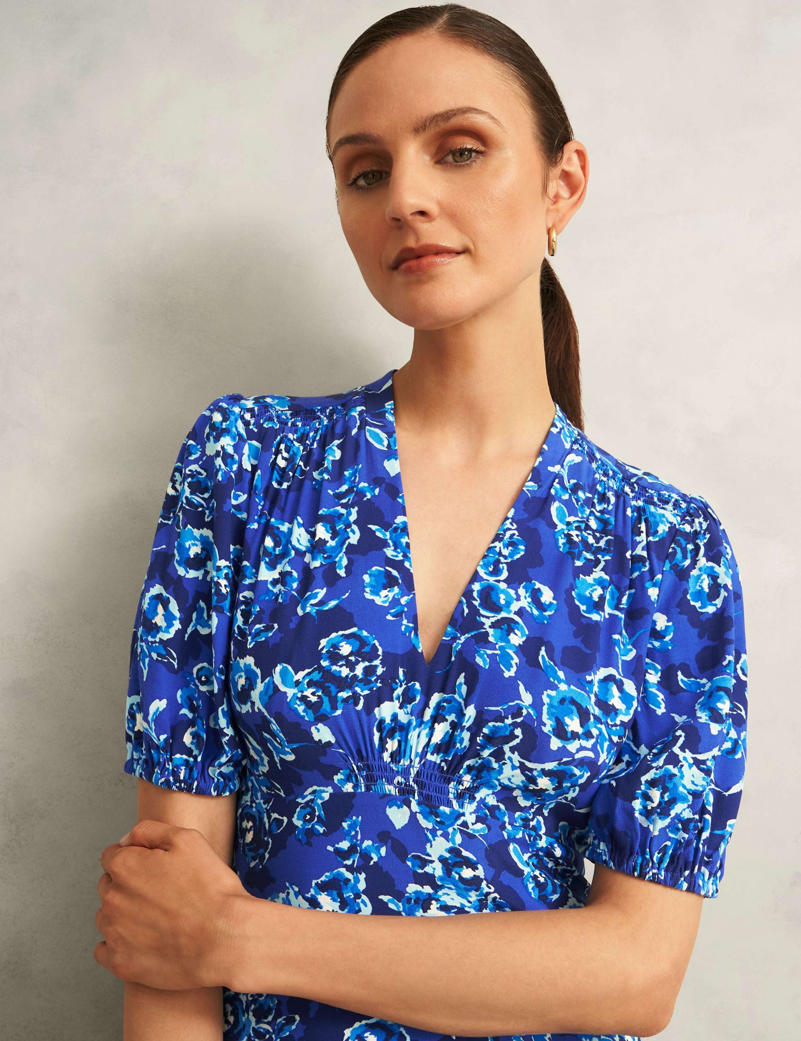 Floral V-Neck Knee Length Tea Dress 4 of 5