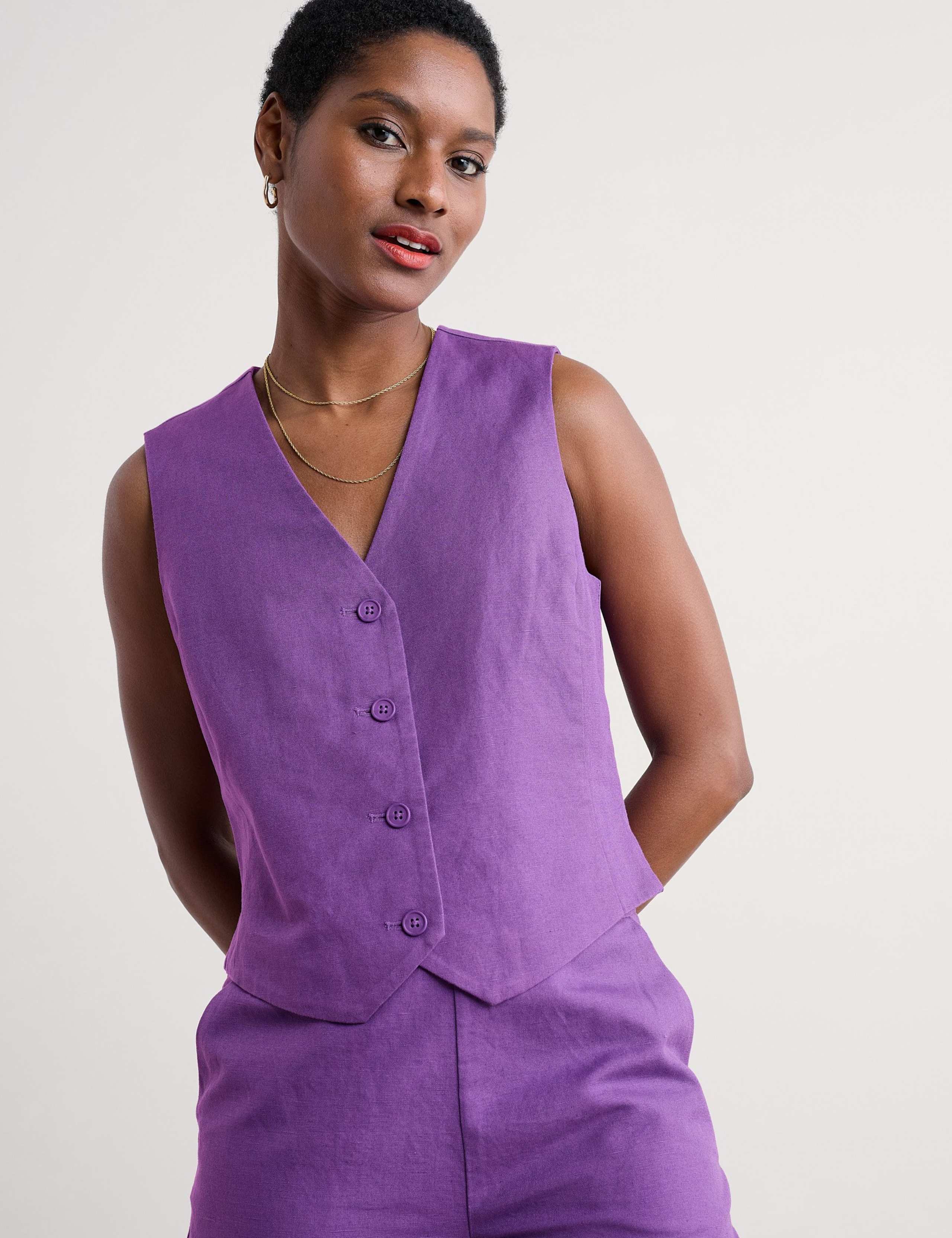 Pure Linen Waistcoat 3 of 4