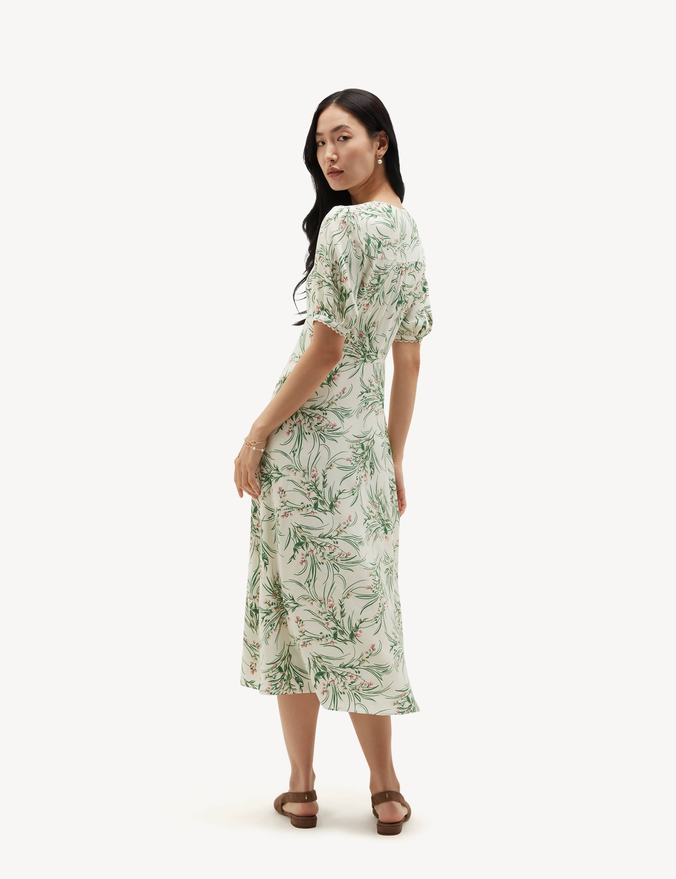 Floral V-Neck Skater Tea Dress 3 of 5