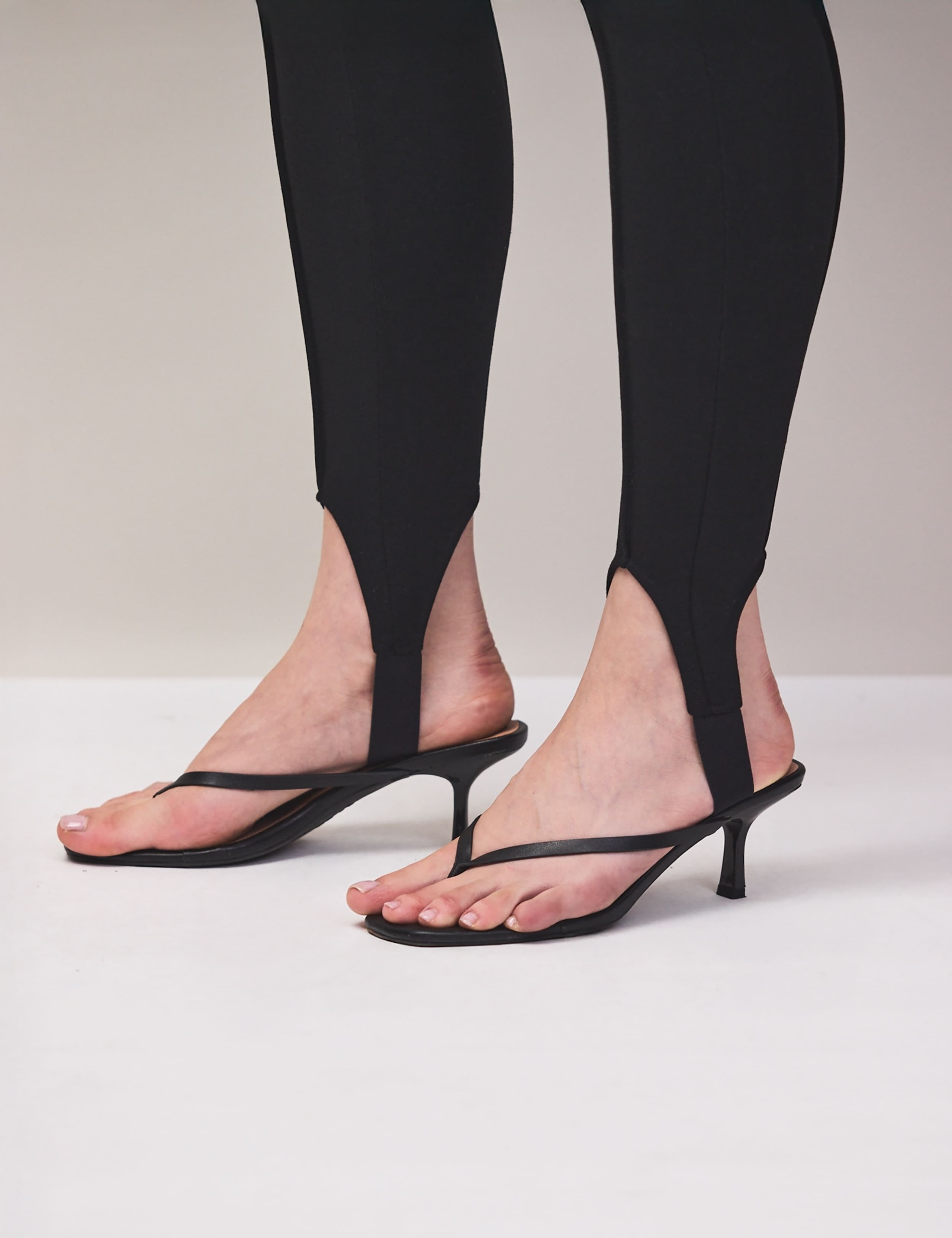 Stirrup Leggings 3 of 7