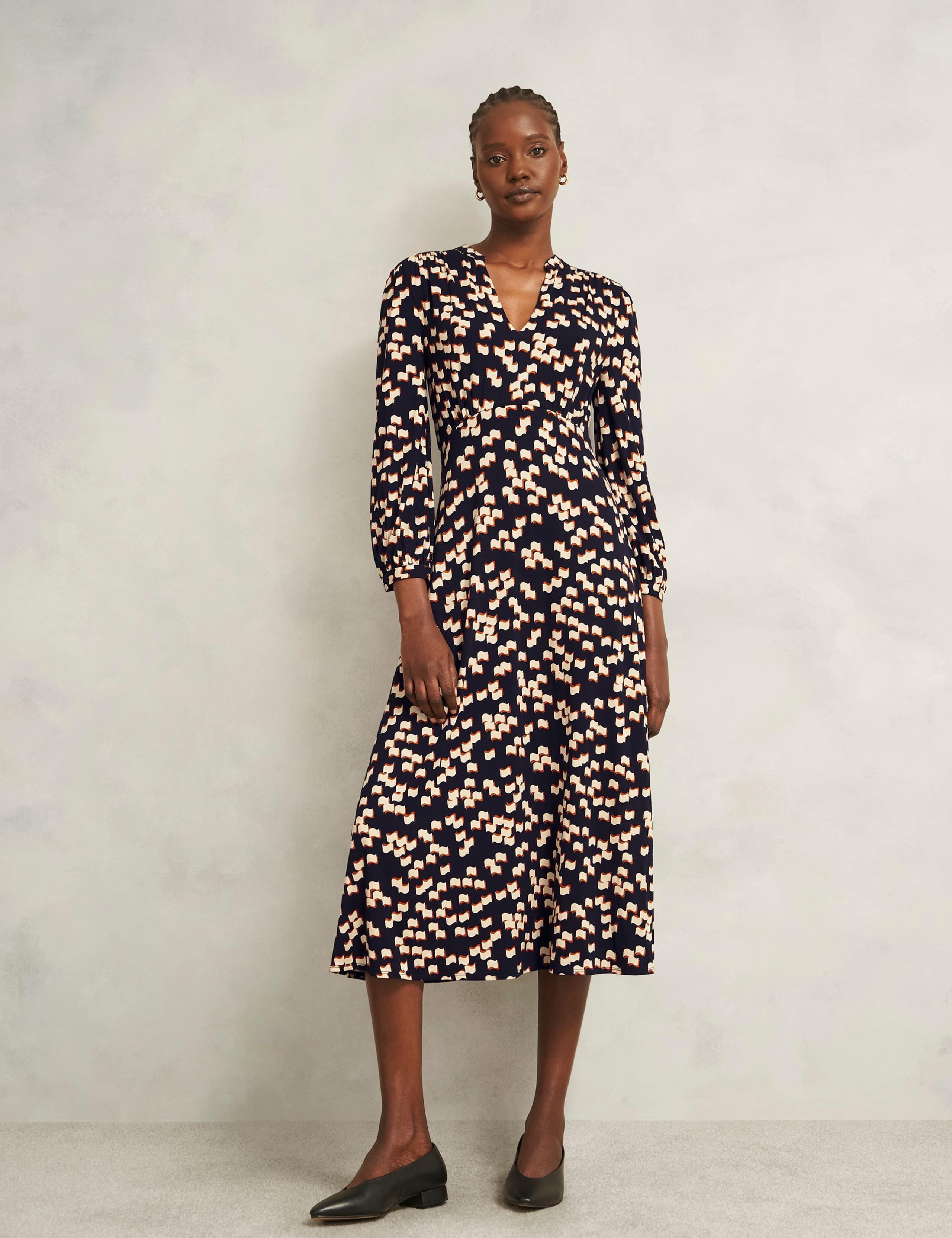 Jersey Geometric Notch Neck Midi Dress 2 of 6
