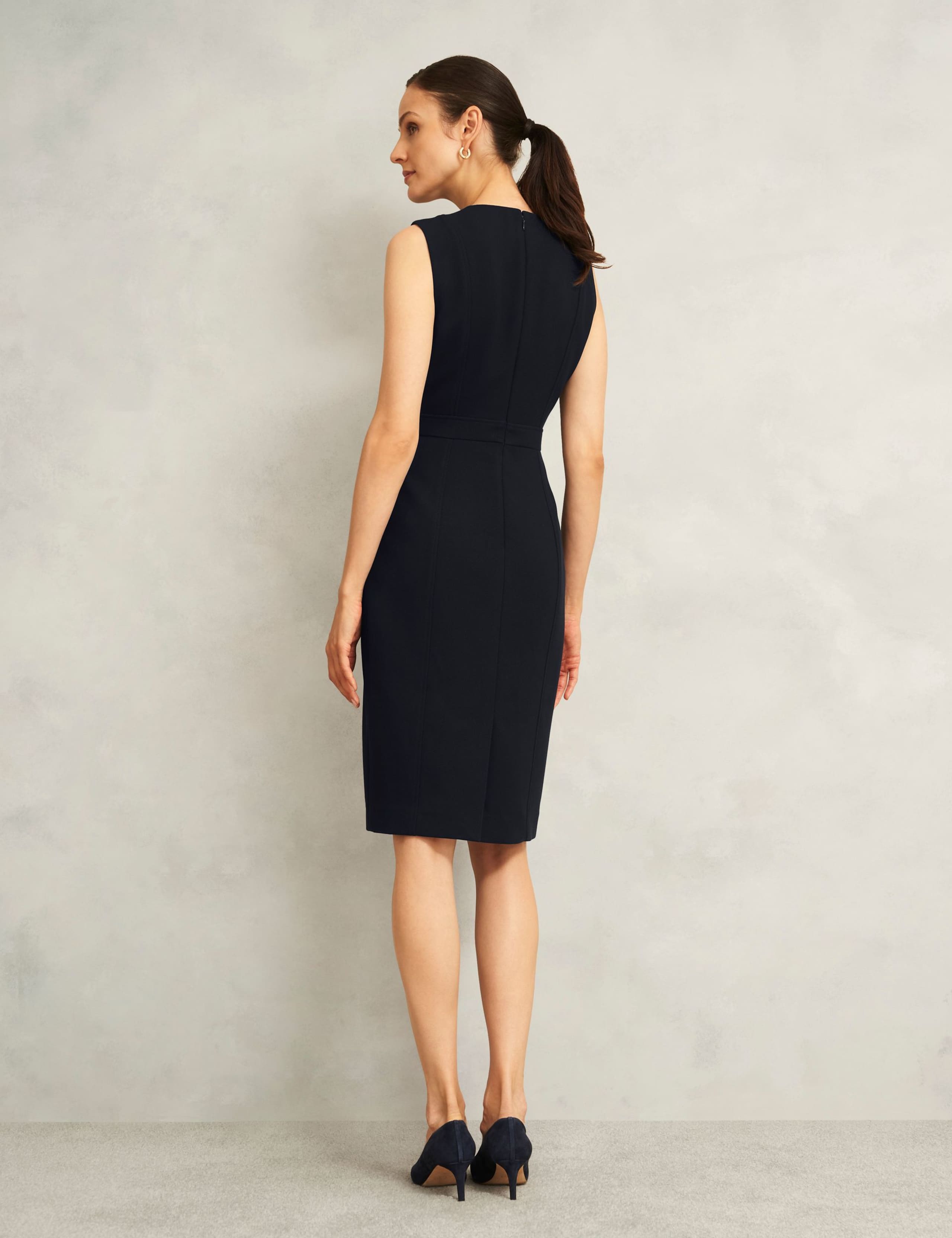 Crew Neck Knee Length Shift Dress 3 of 5