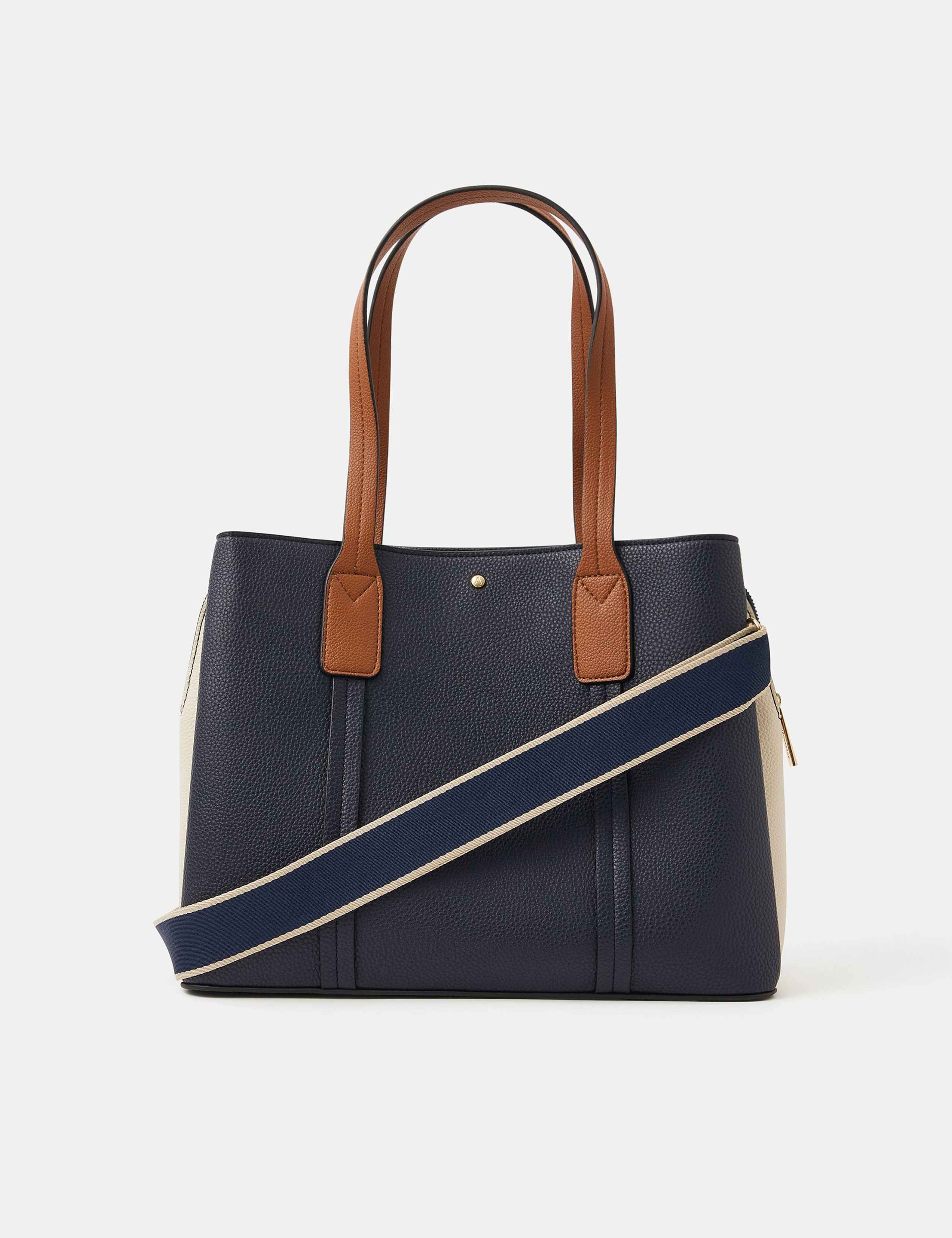 Cross Body Bag 2 of 5