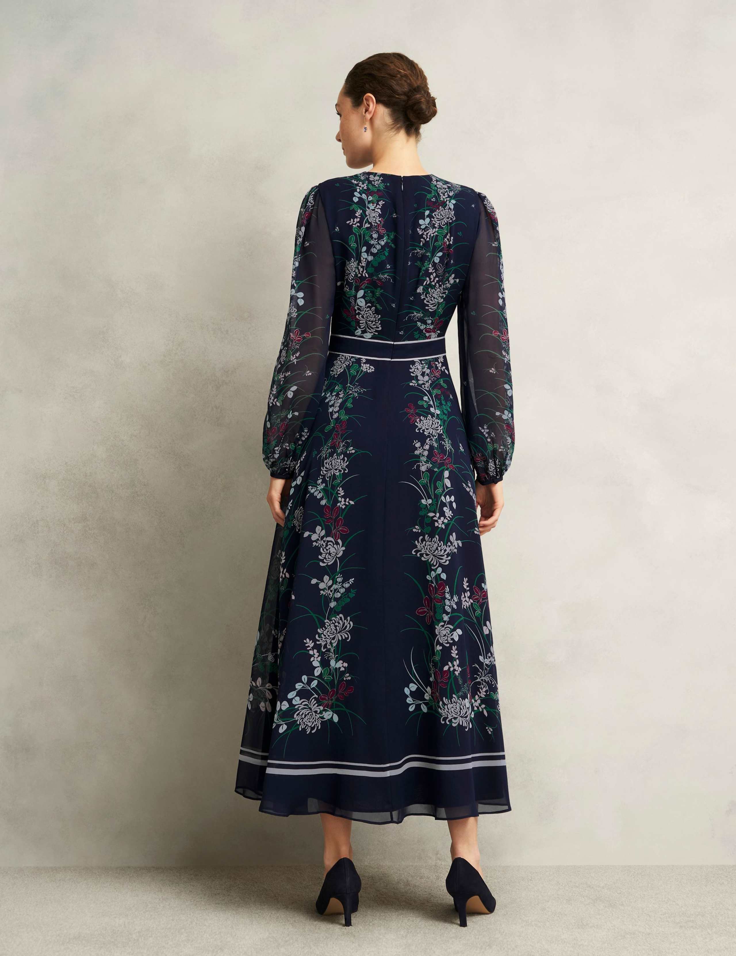 Silk Floral Round Neck Midaxi Waisted Dress 4 of 5