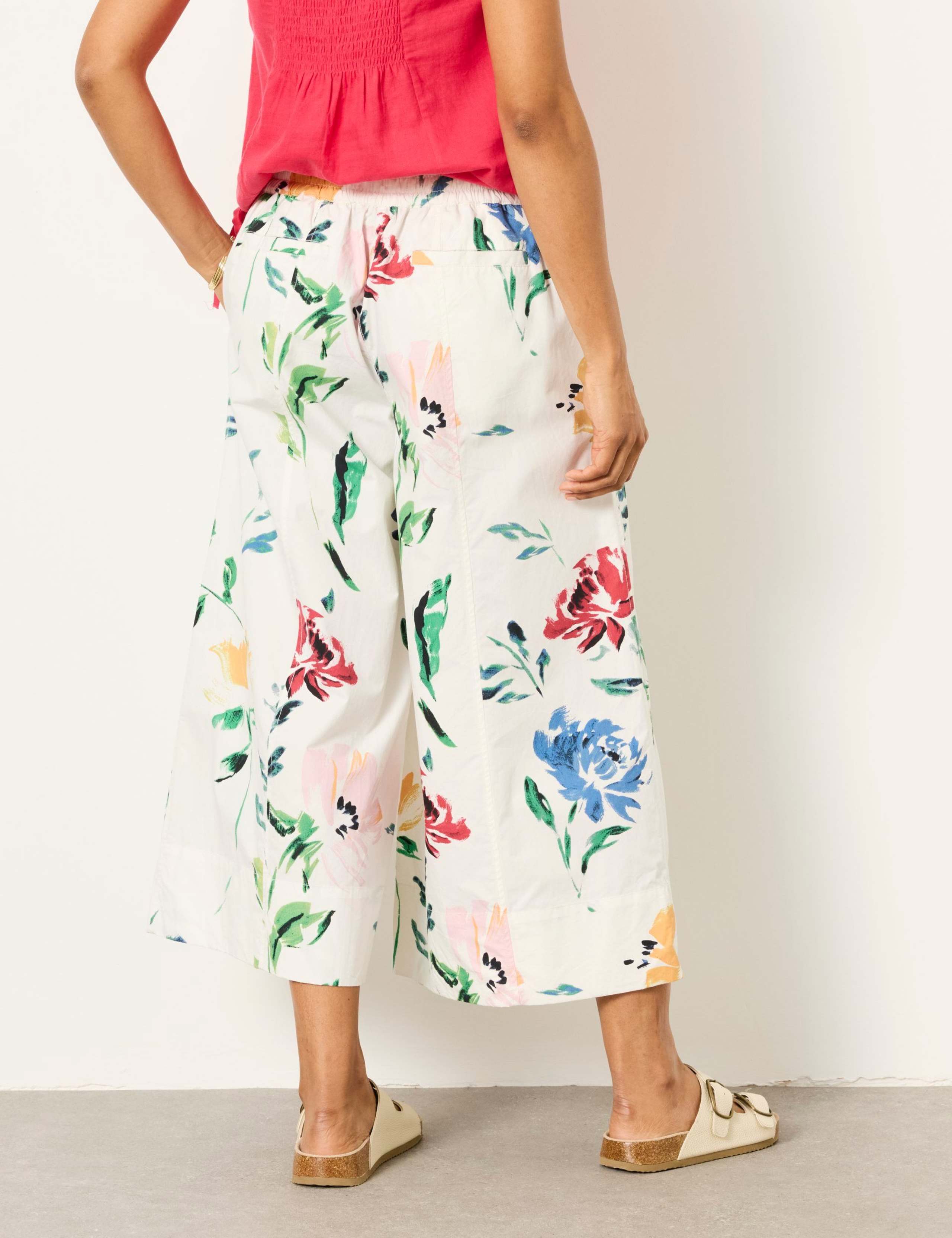 Floral Wide Leg Cropped Trousers 3 of 7
