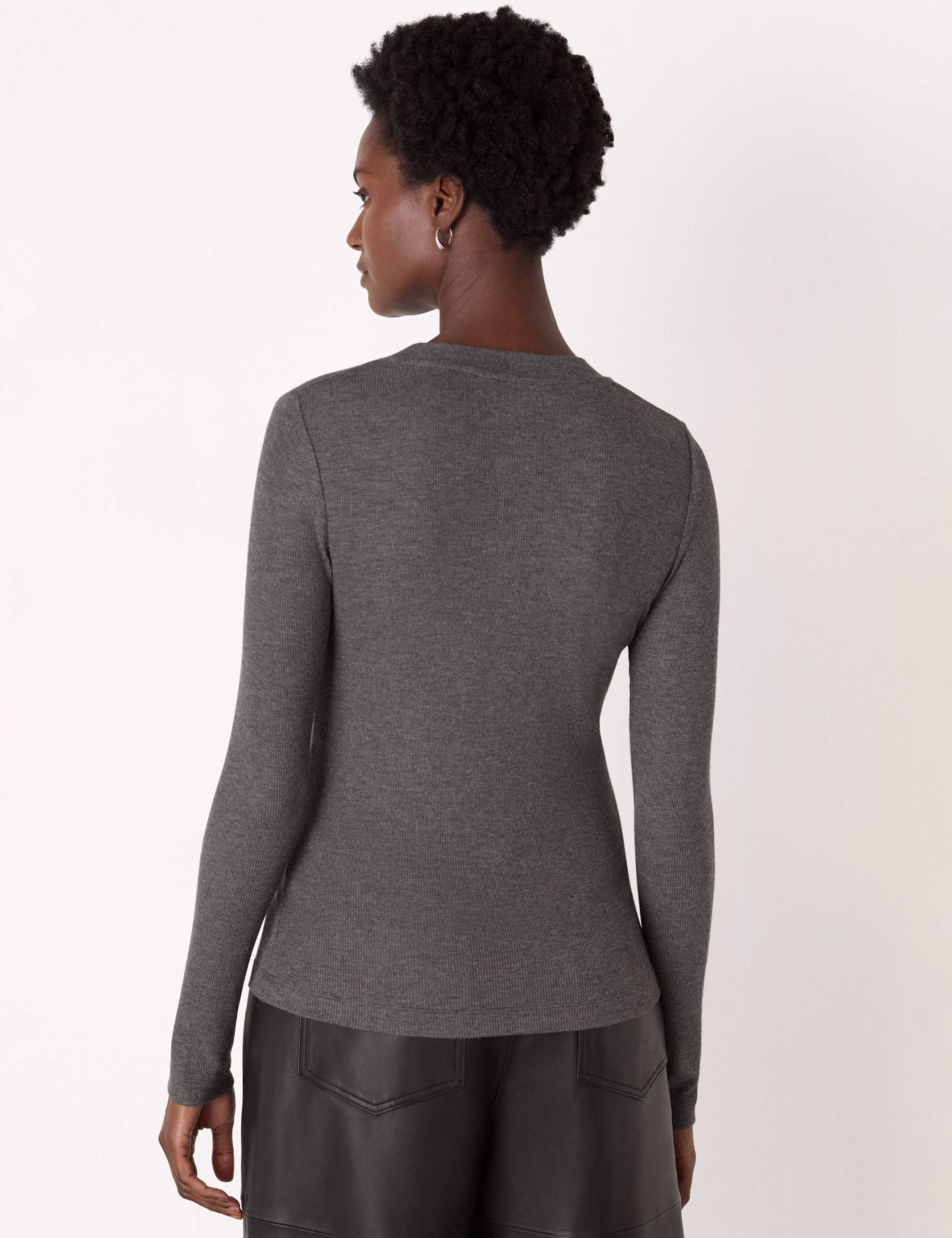 Ribbed Crew Neck Top 3 of 4