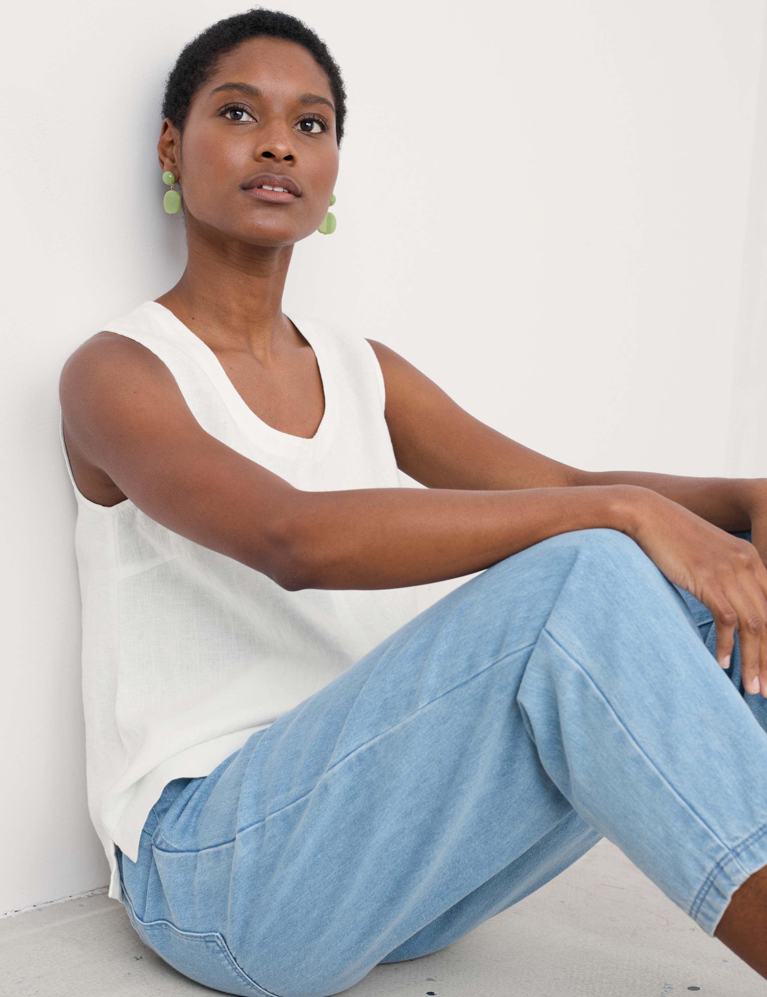 Pure Linen Round Neck Vest 3 of 4