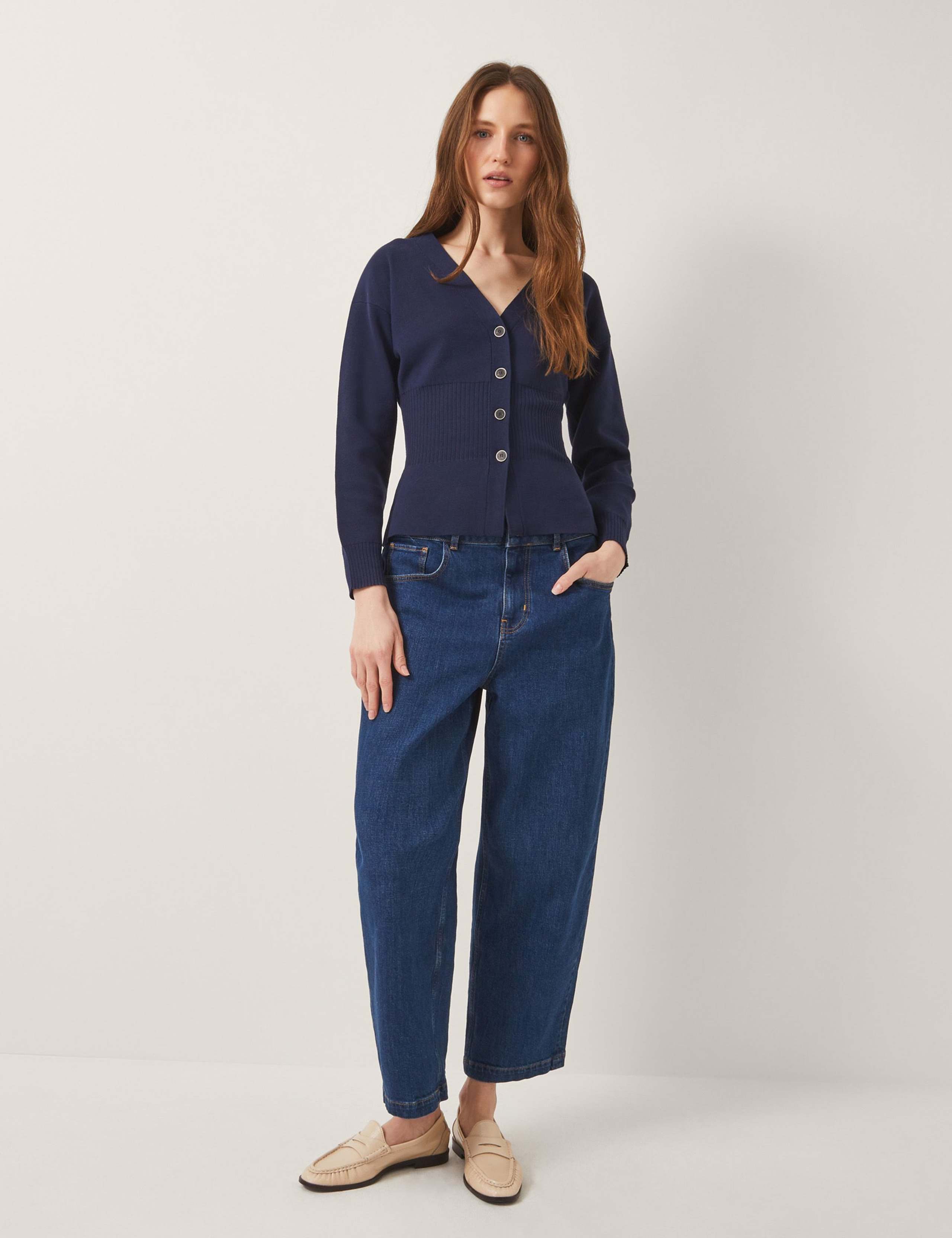 V-Neck Waisted Cardigan 2 of 4