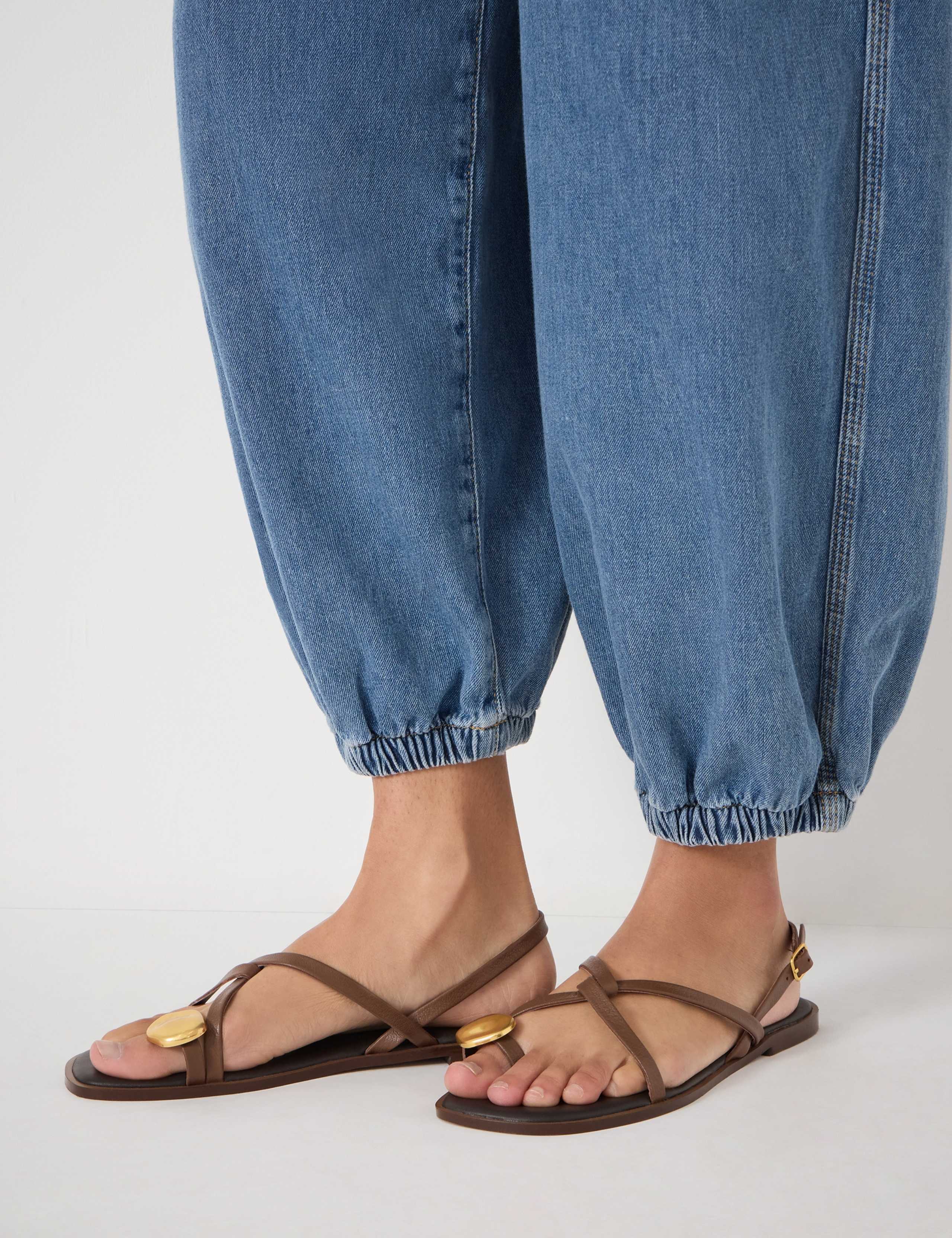 Leather Flat Toe Loop Sandals 7 of 7