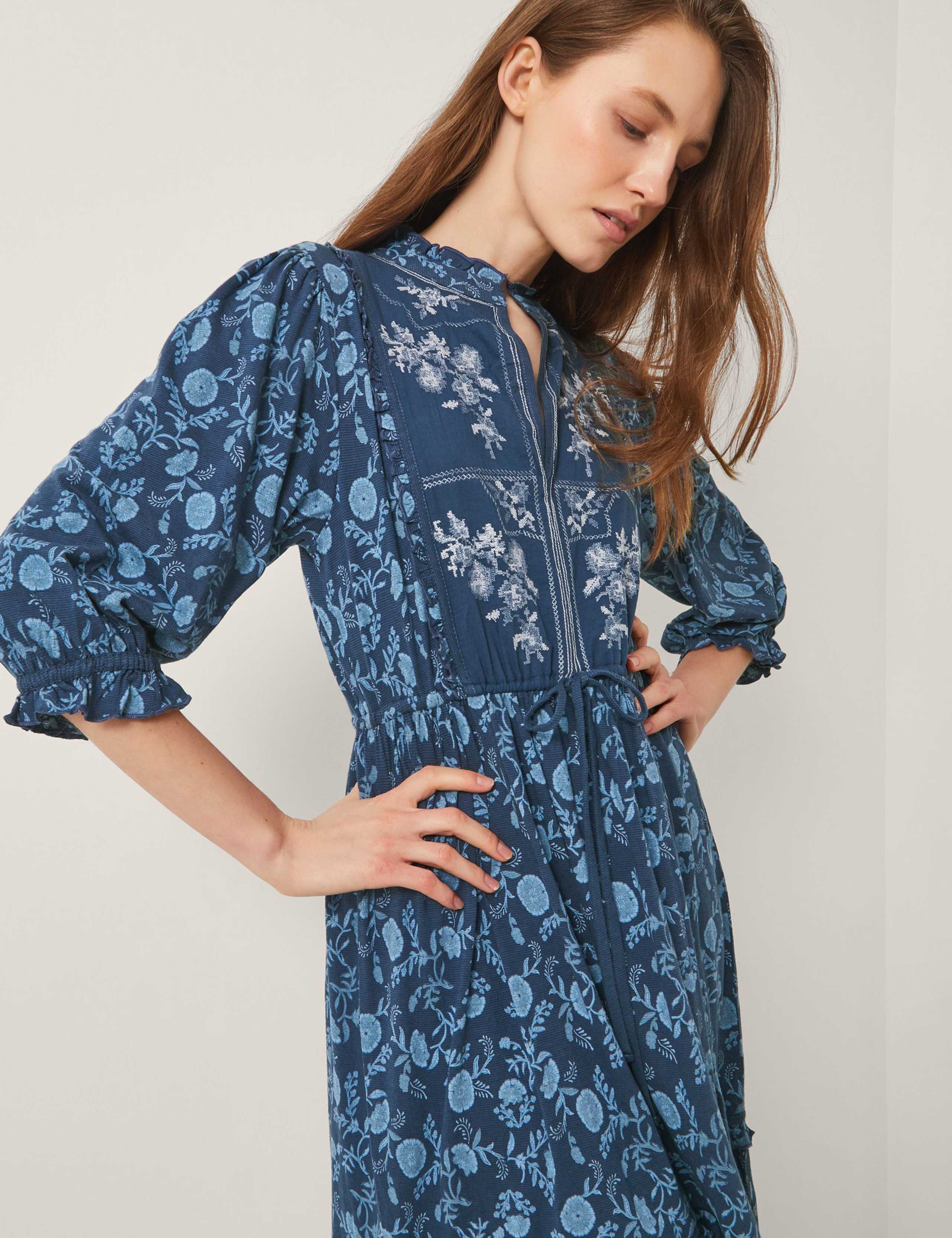 Sofia Printed Midi Dress 2 of 4