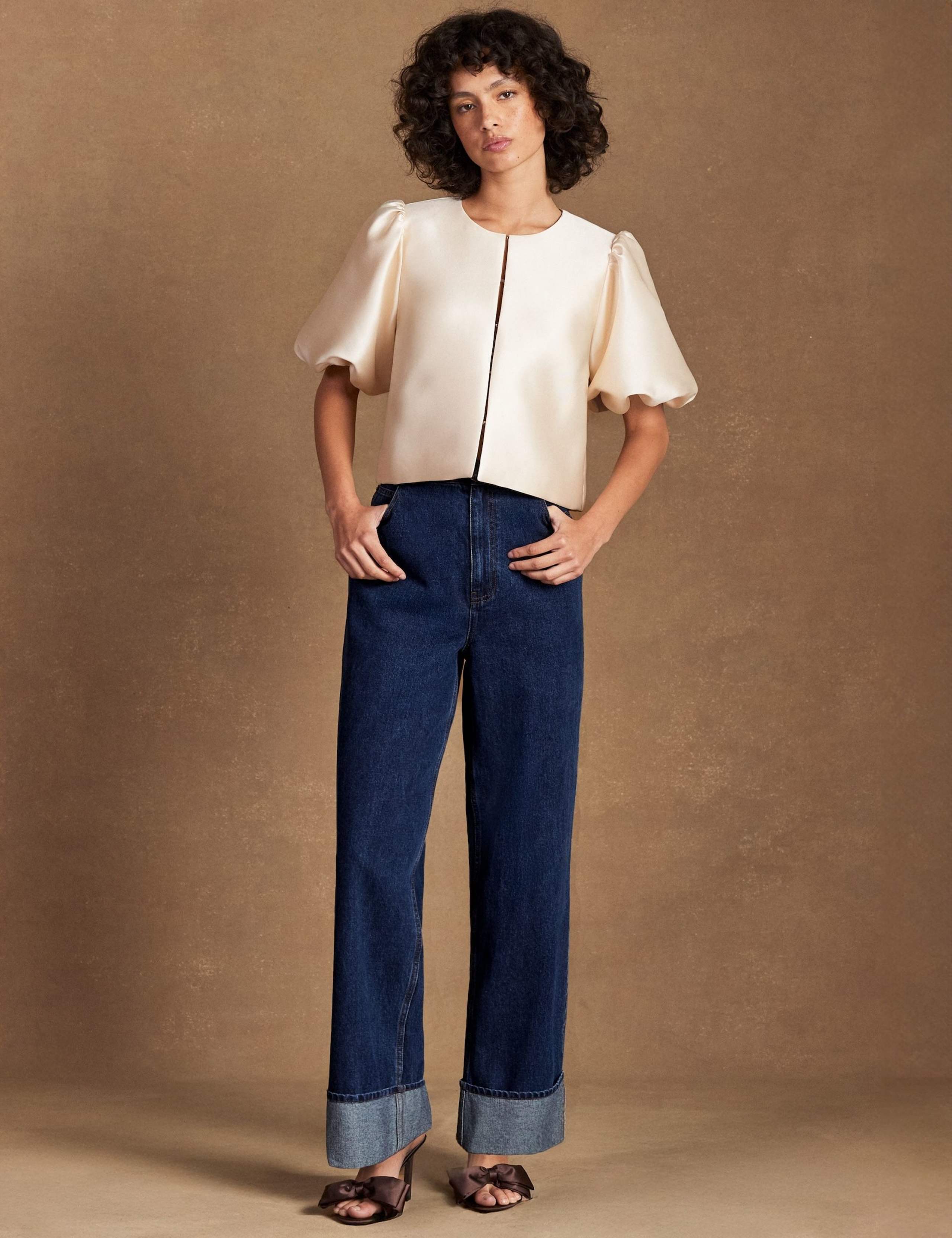 Round Neck Puff Sleeve Top 2 of 5