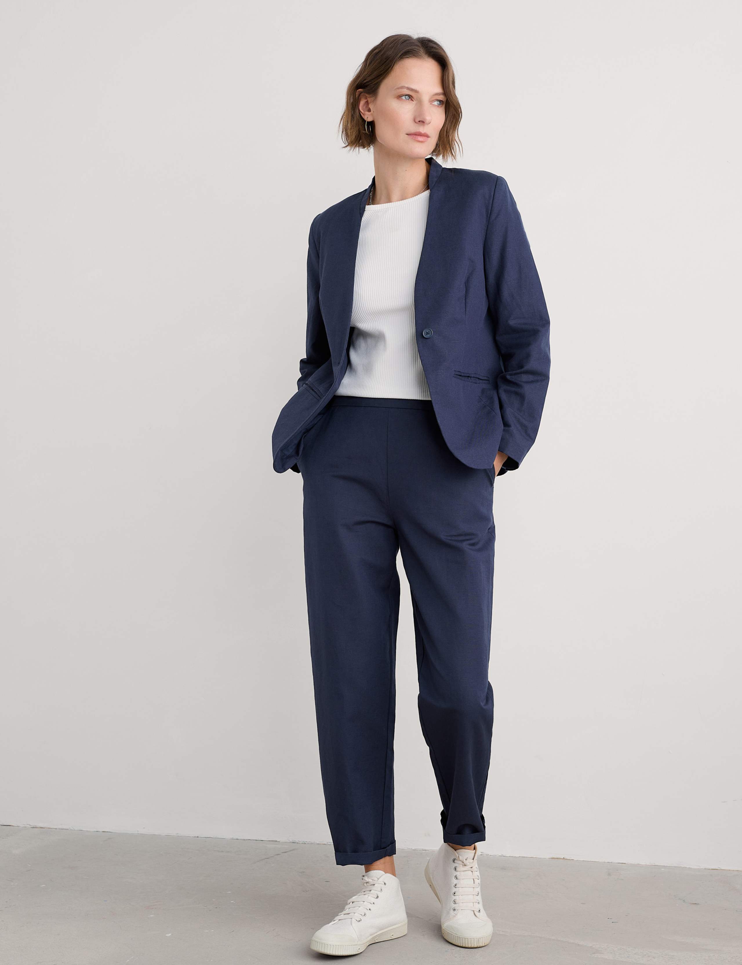 Linen Blend Slim Single Breasted Blazer 3 of 4
