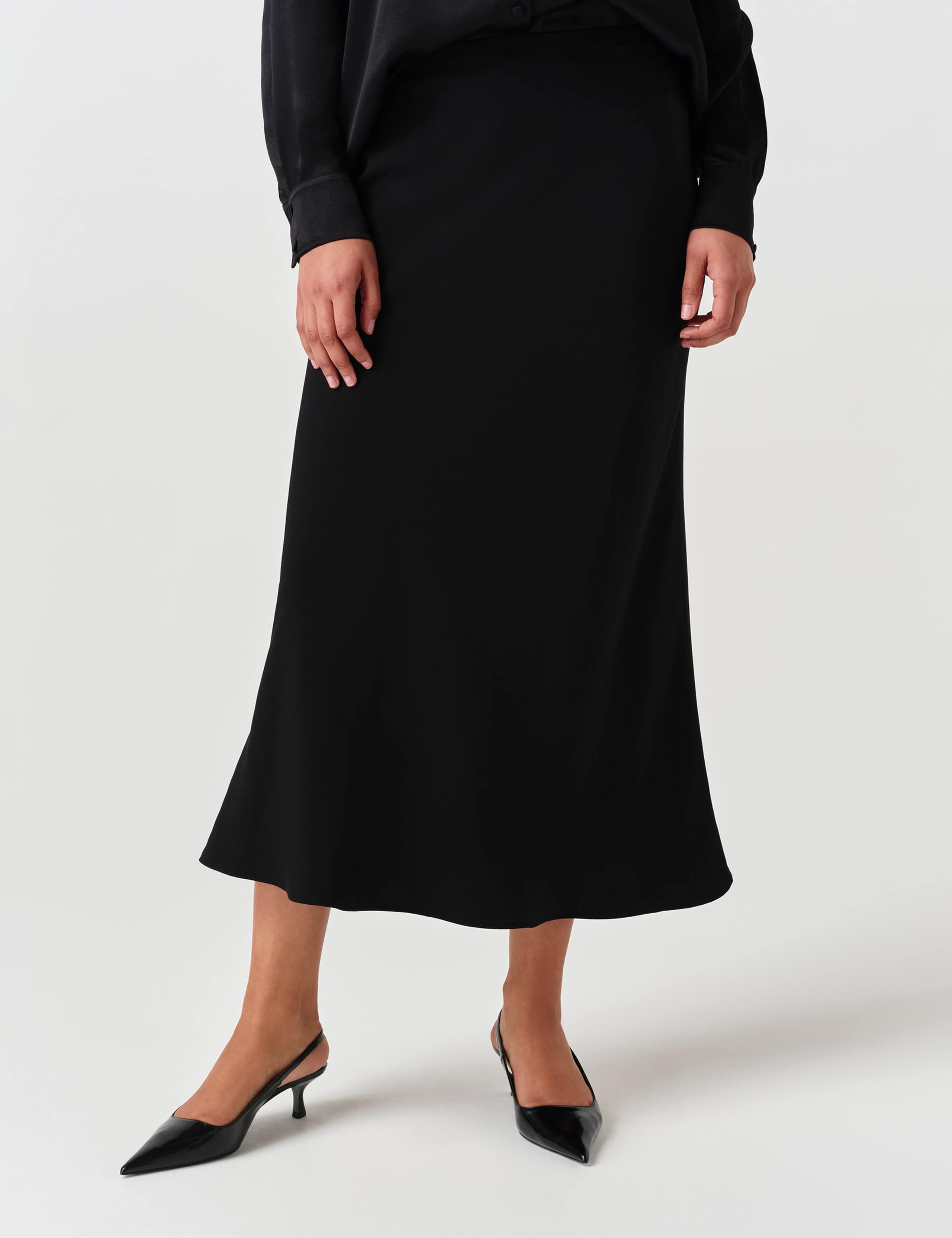 Crepe Midi Slip Skirt 7 of 8