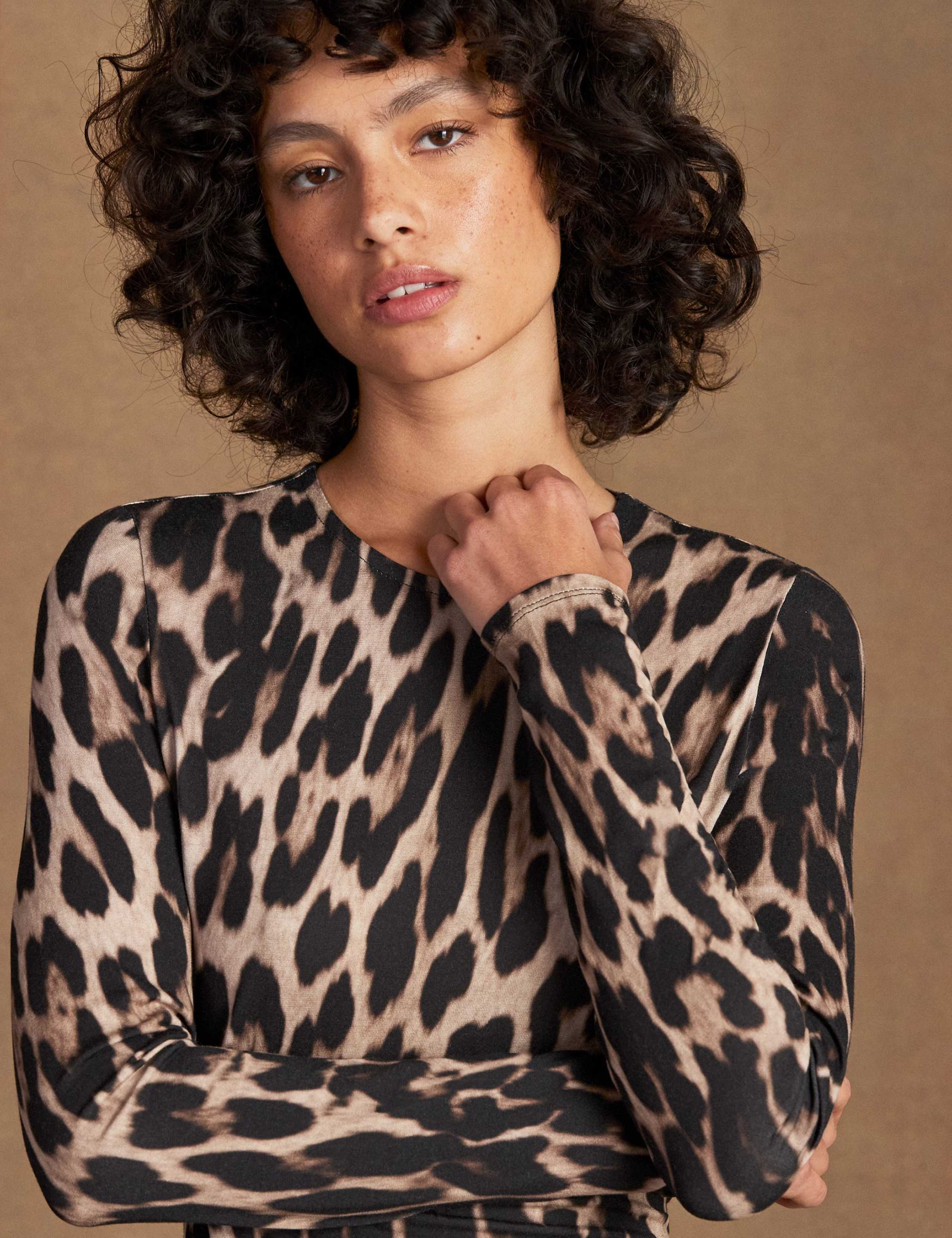 Animal Print Round Neck Midaxi Waisted Dress 5 of 6