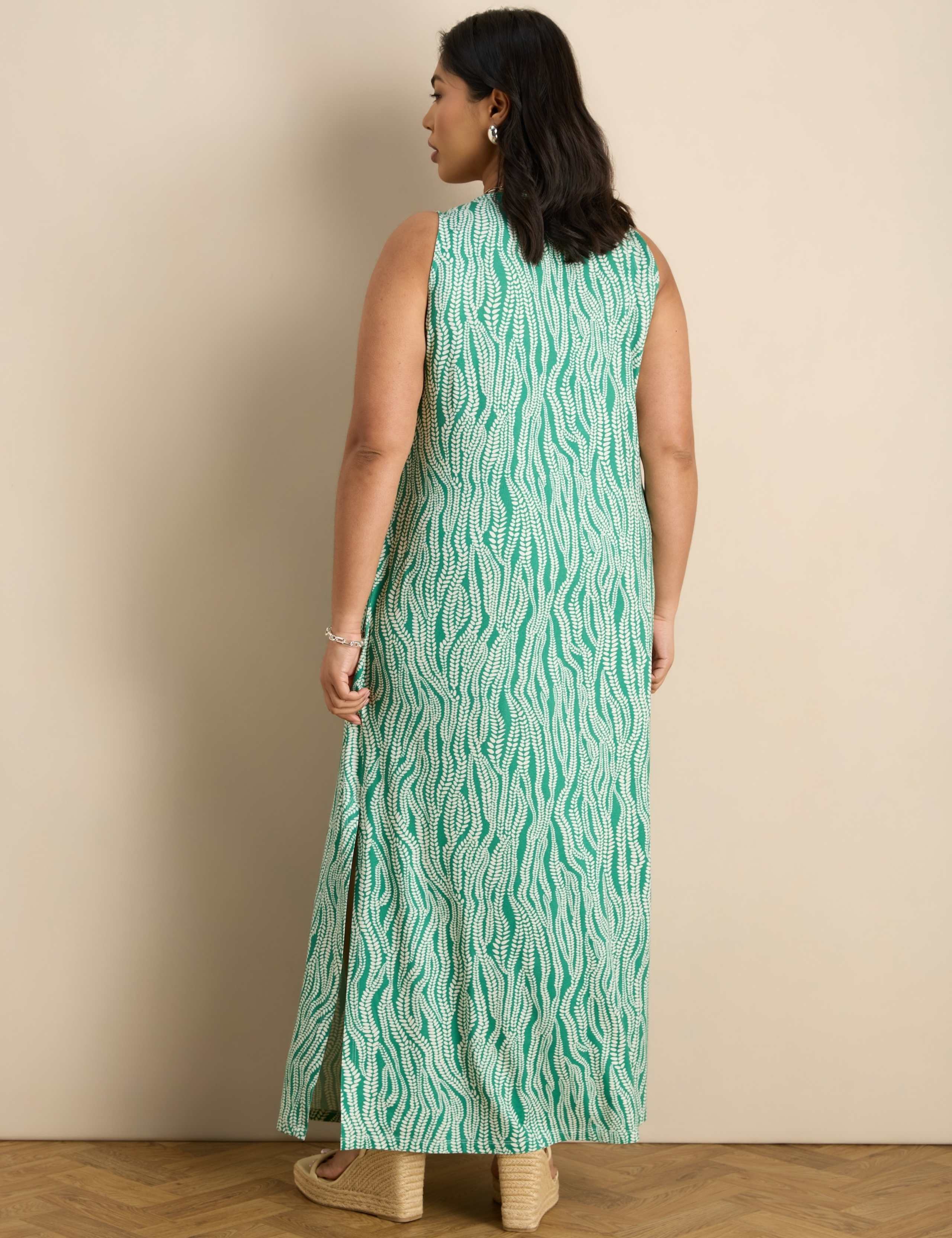 Leaf Print V-Neck Midaxi Slip Dress 4 of 5