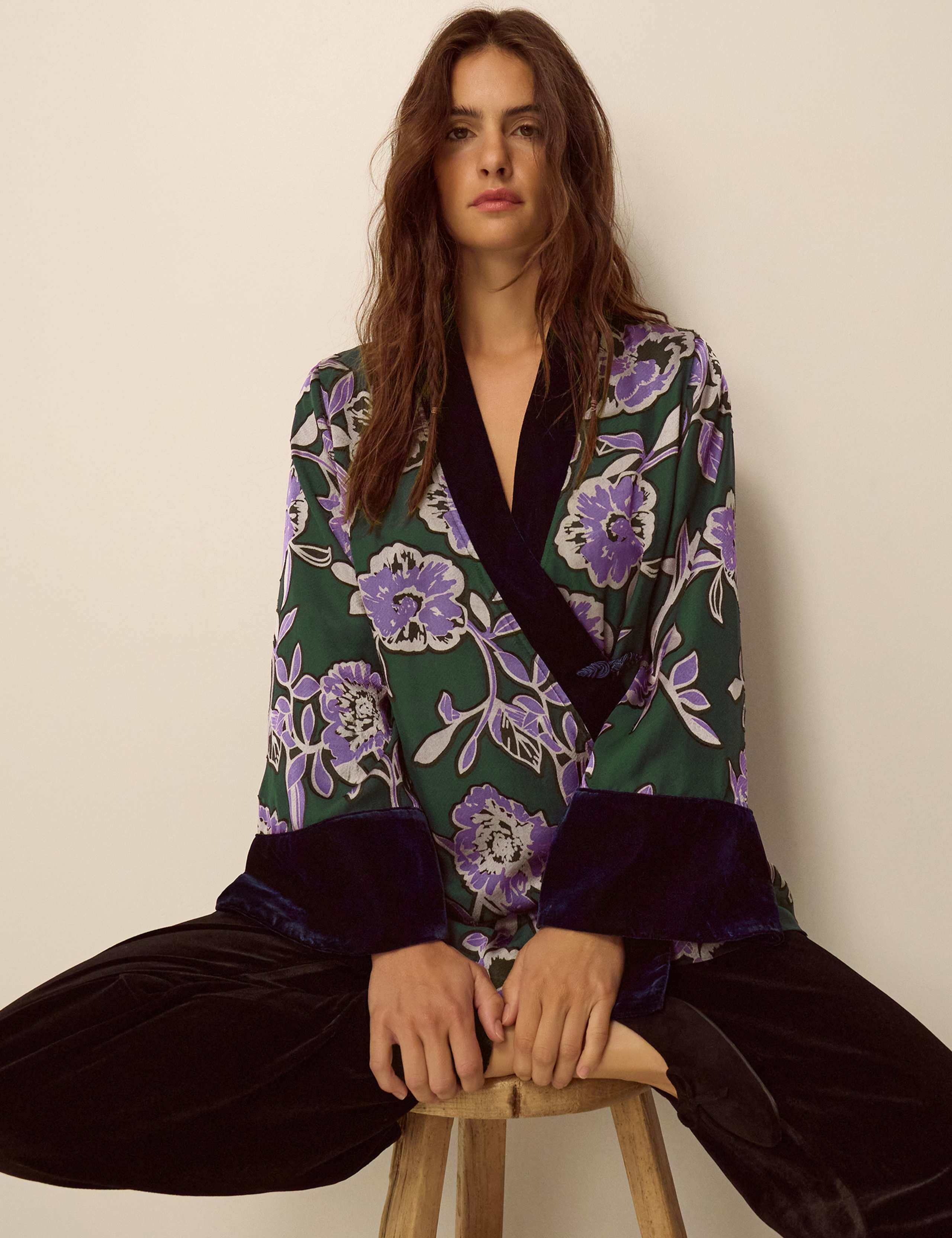 Printed Tie Front Kimono Jacket 3 of 3