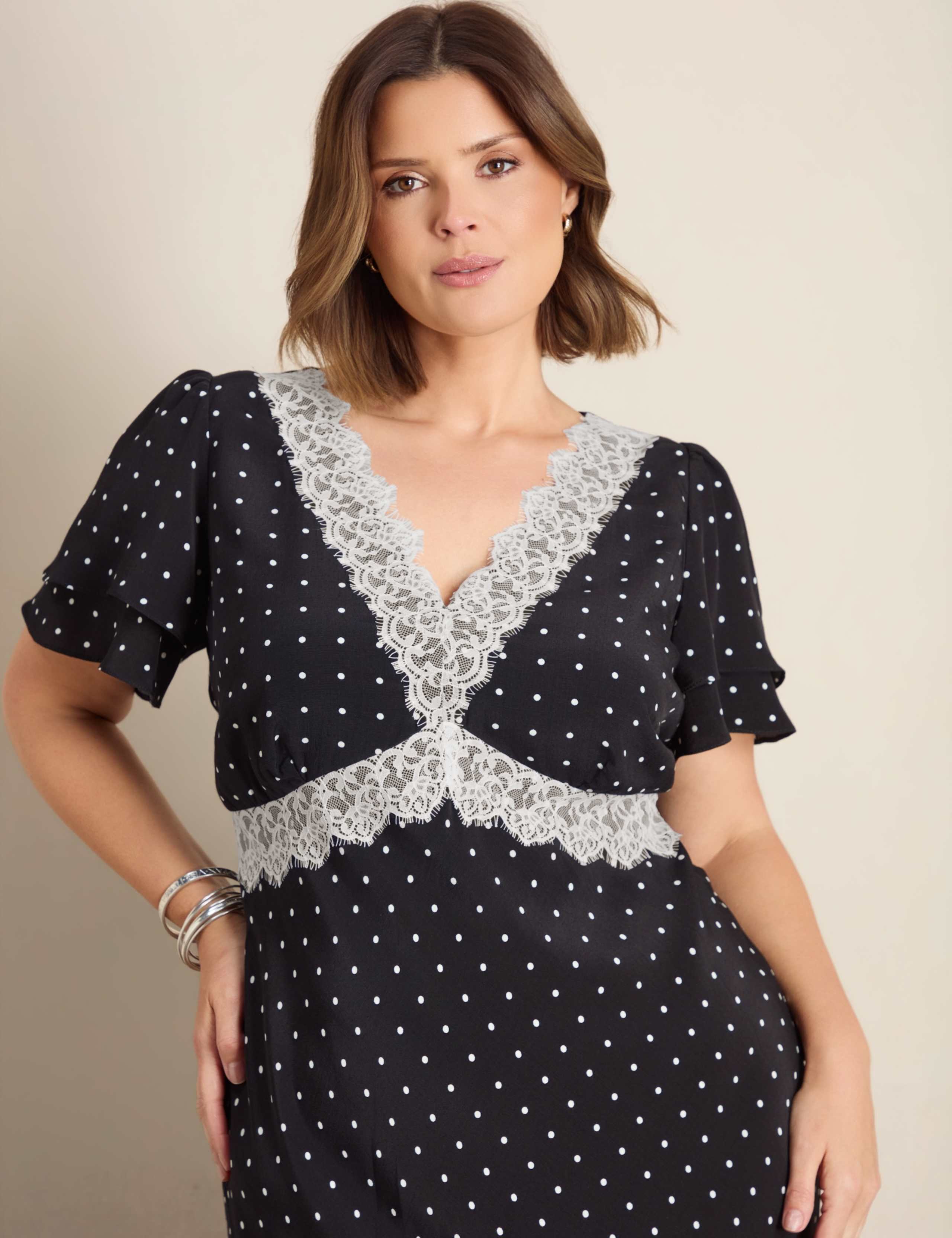 Polka Dot V-Neck Maxi Swing Dress 2 of 5