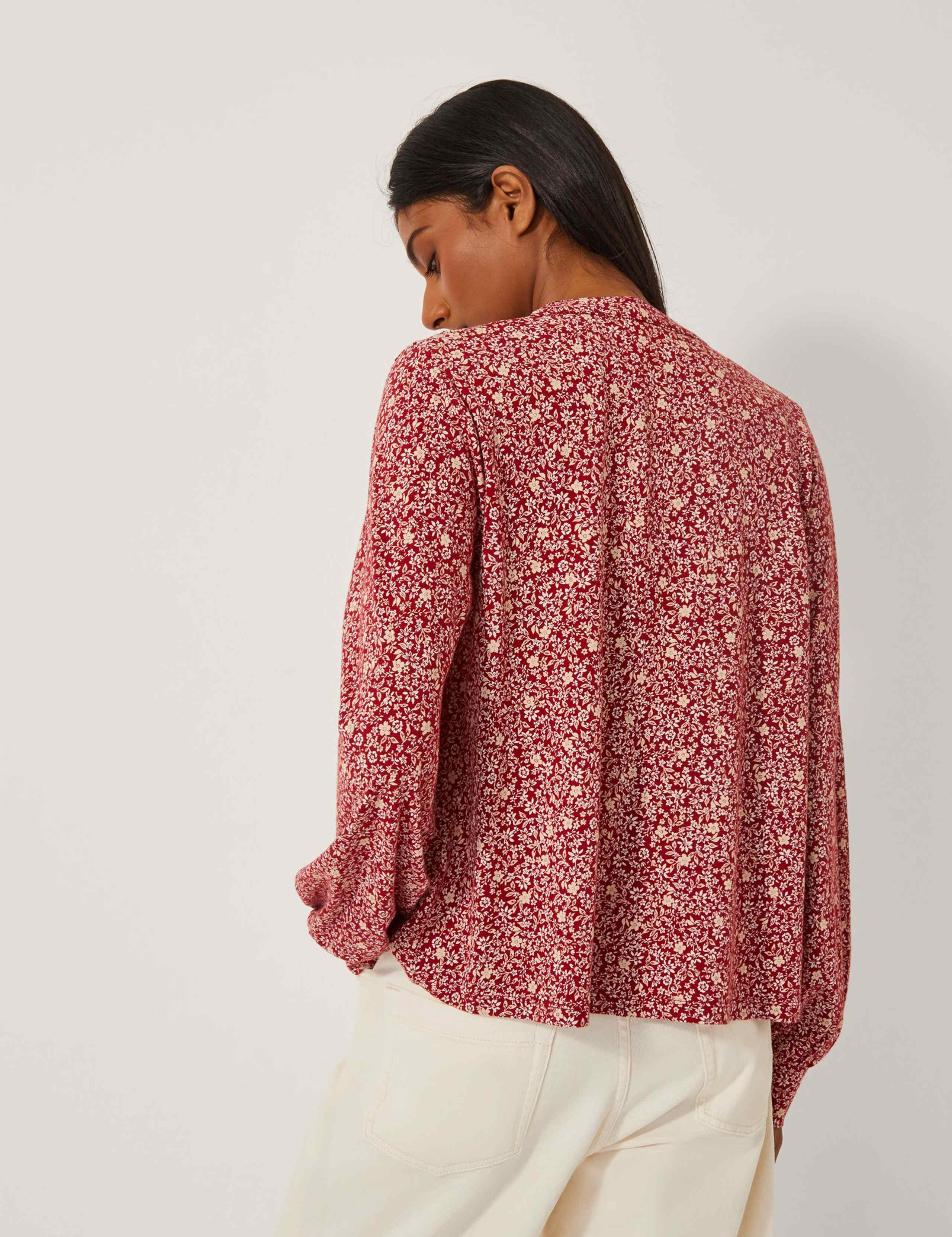 Cotton Rich Jersey Floral V-Neck Shirt 2 of 4