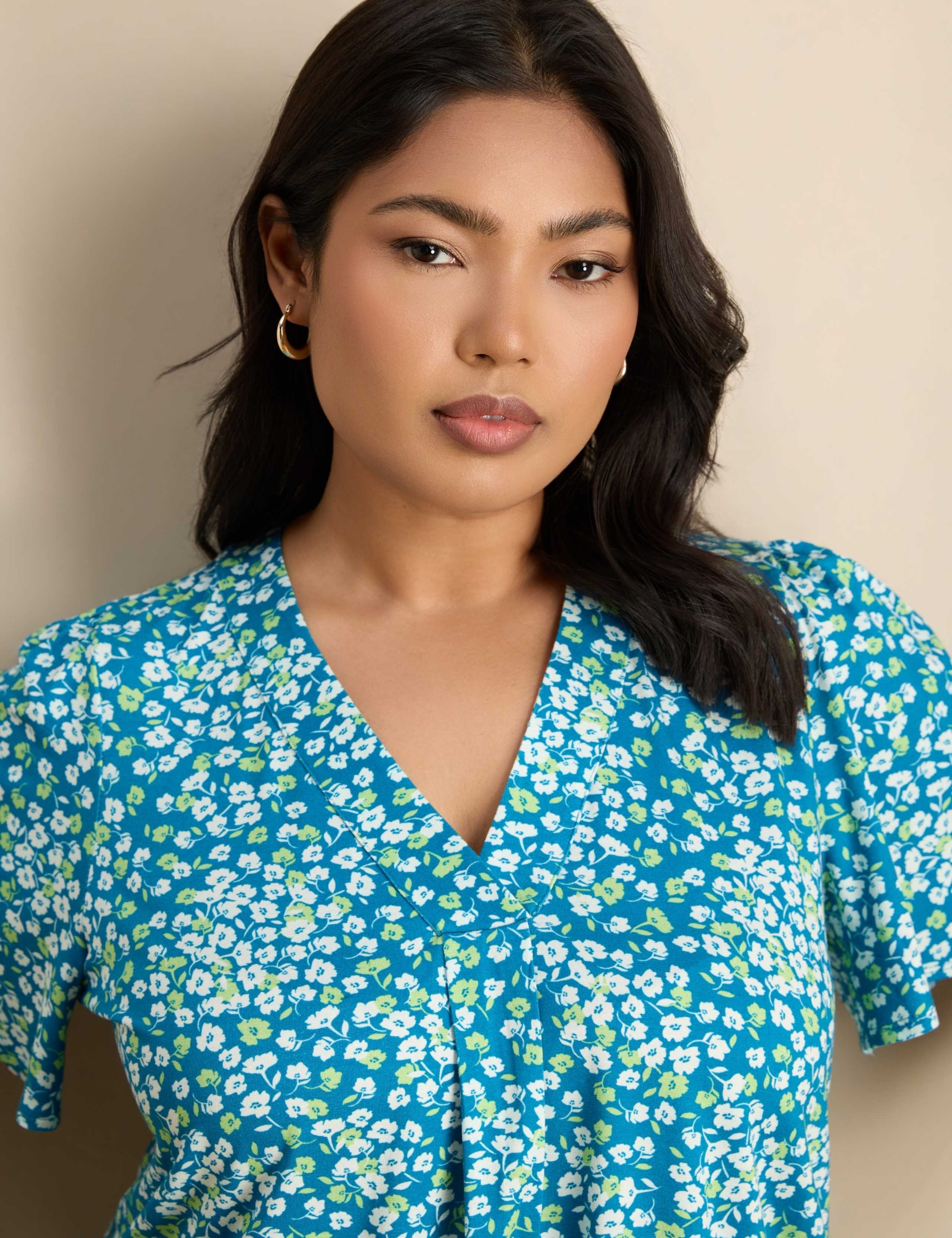 Floral V-Neck Blouse 3 of 4