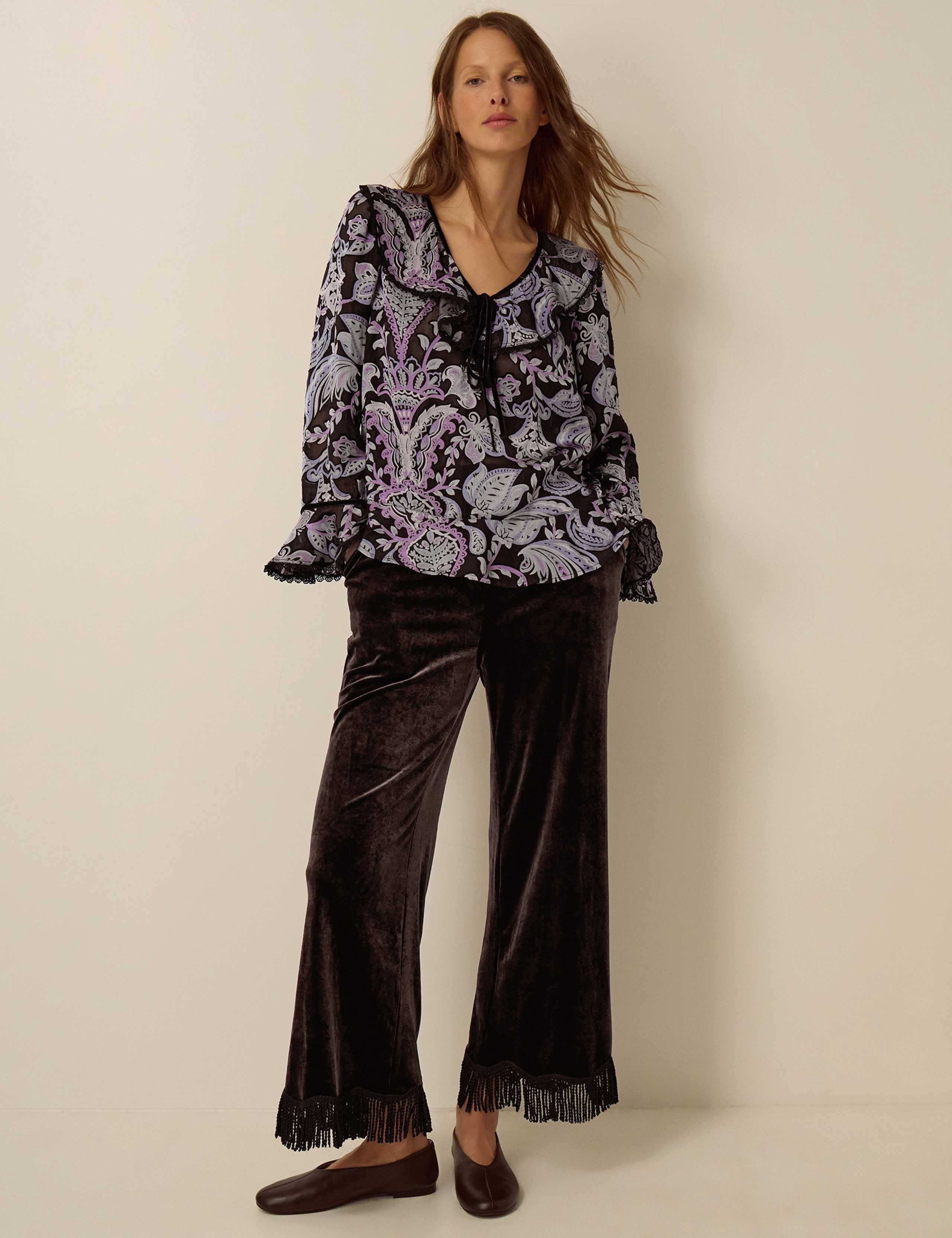 Printed Long Sleeve V Neck Blouse 2 of 5