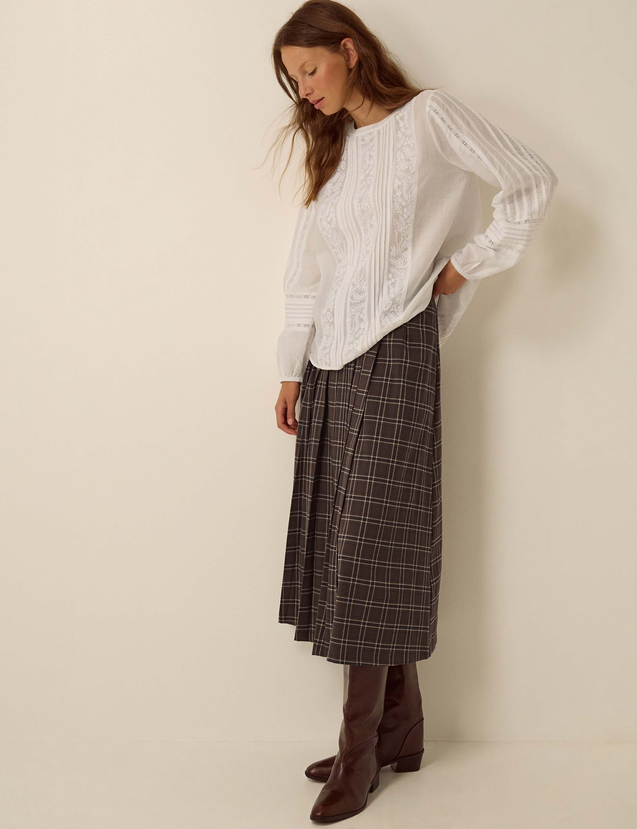 Printed Round Neck Cotton Blouse 2 of 5
