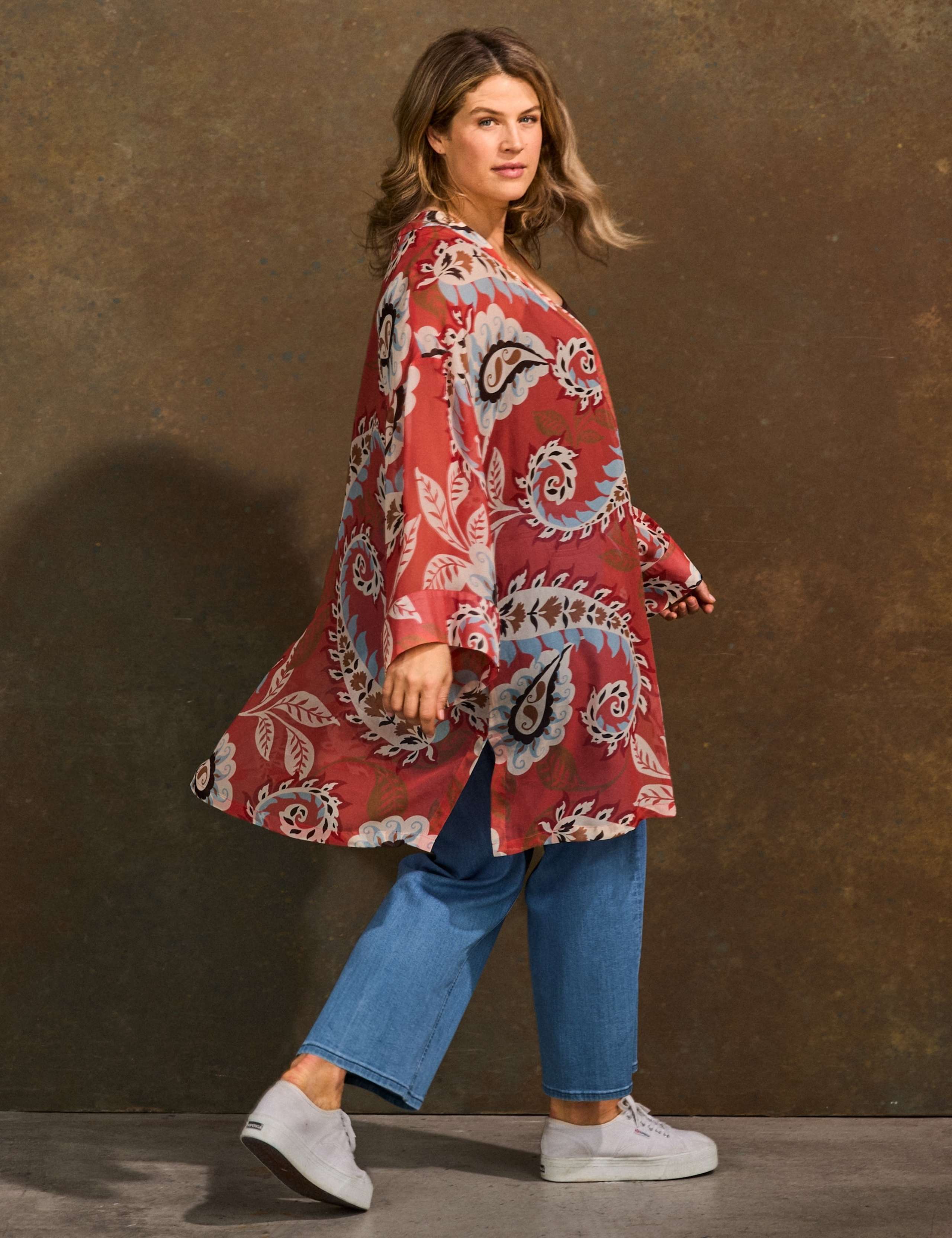 Printed Short Kimono 4 of 5