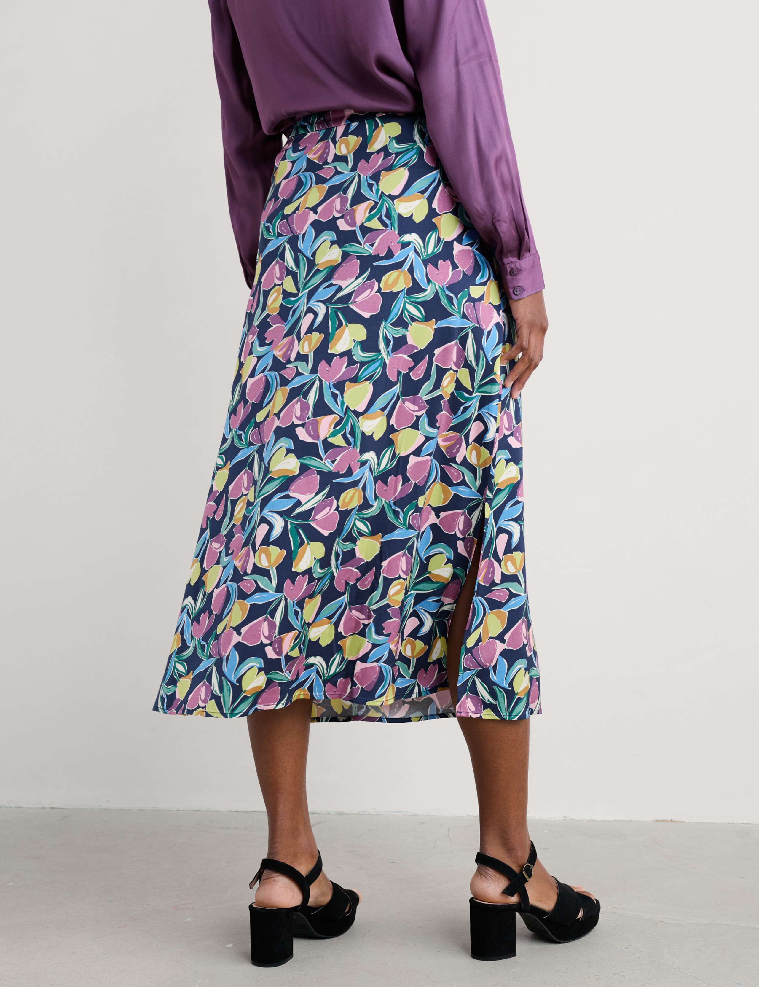 Floral Side Split Midi A-Line Skirt 4 of 5