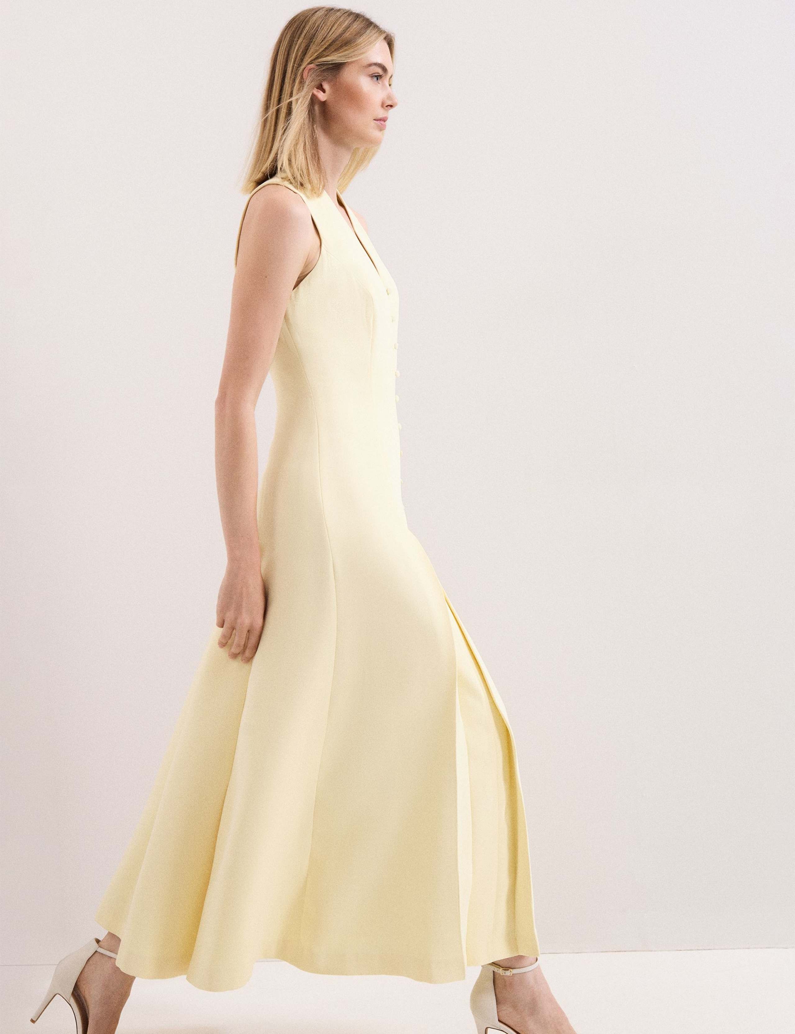 V-Neck Midaxi Skater Dress 4 of 8