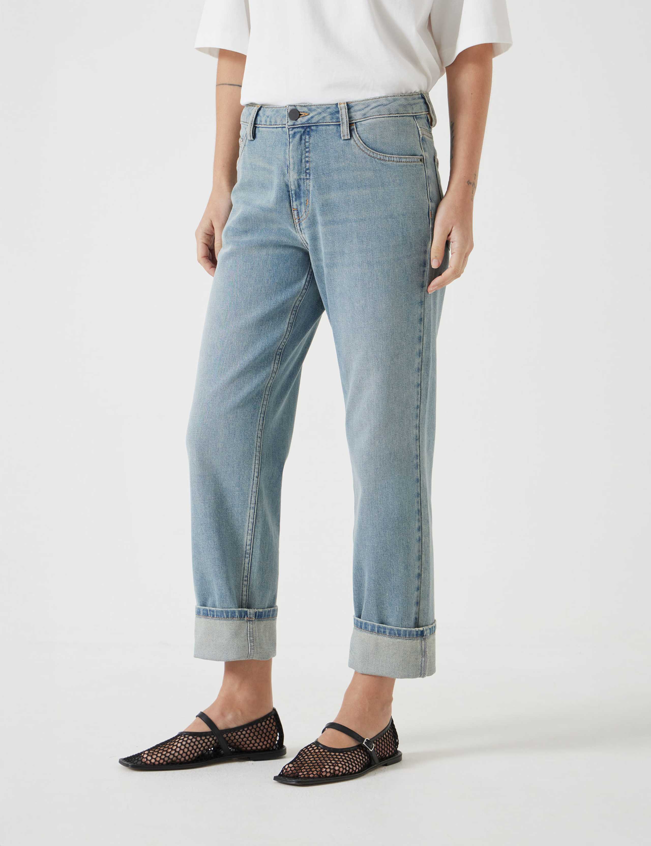 Agnes Straight Leg Mid Rise Cropped Turn Up Jeans 5 of 5
