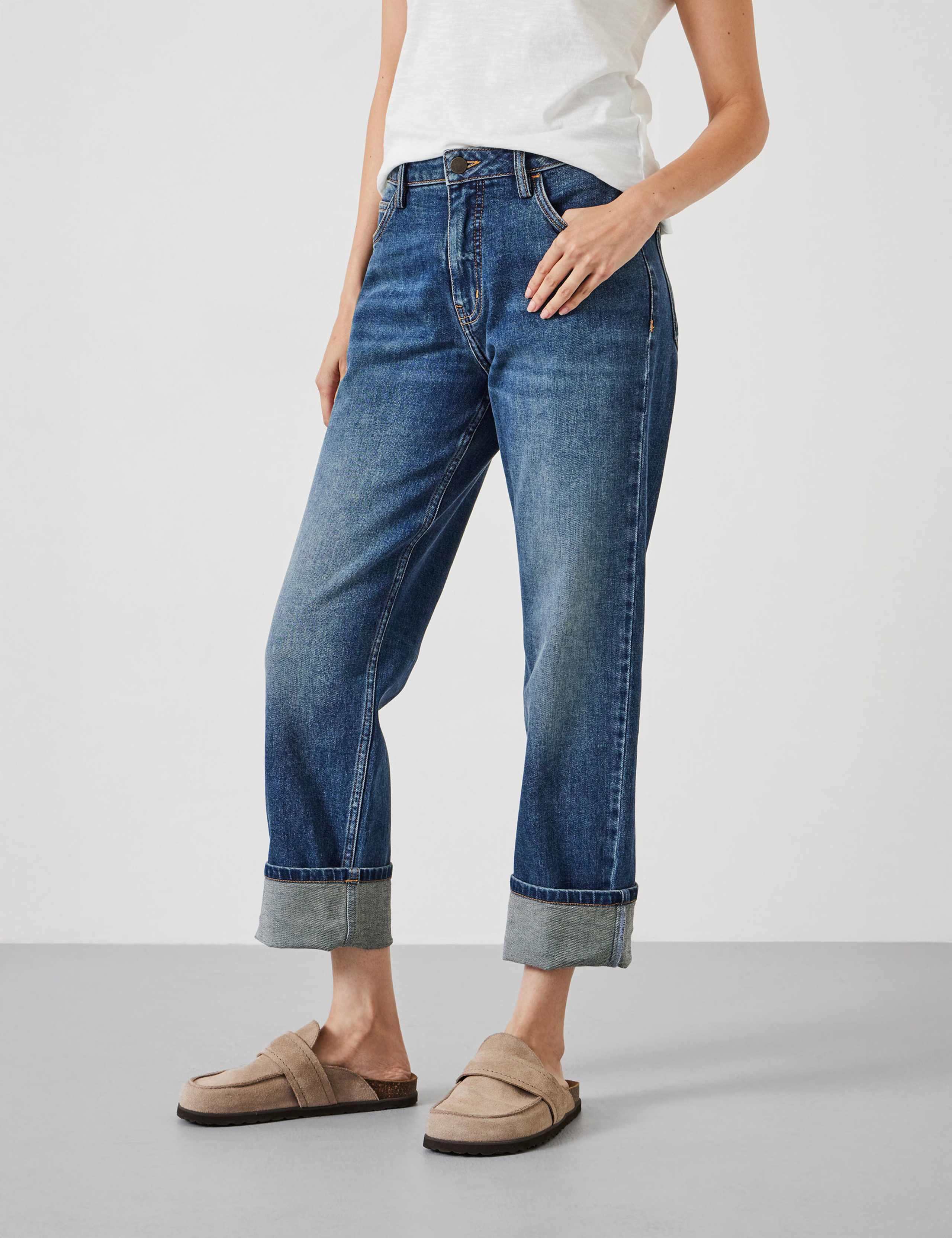 Agnes Straight Leg Mid Rise Cropped Turn Up Jeans 3 of 5