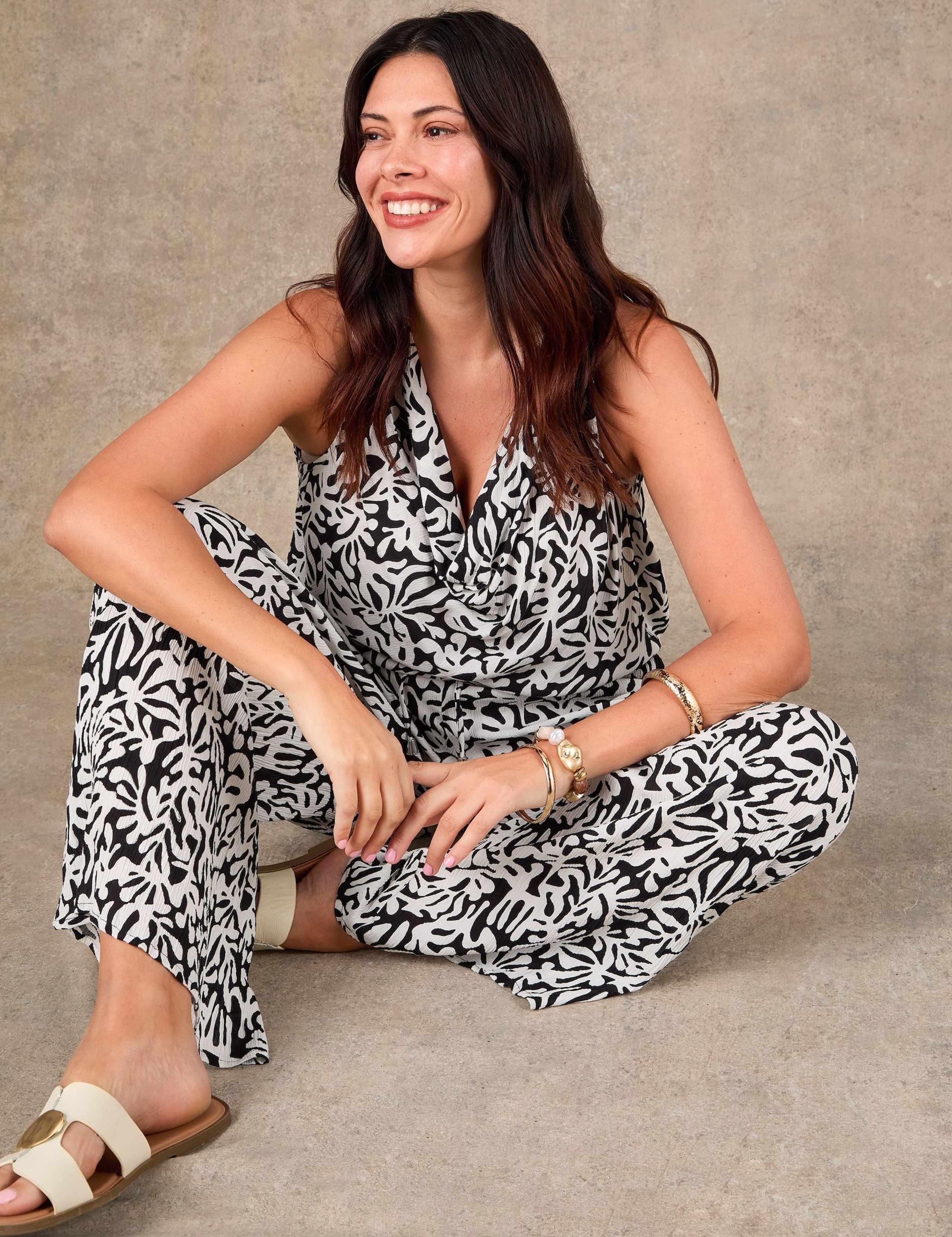 Printed Drawstring Wide Leg Trousers 3 of 3