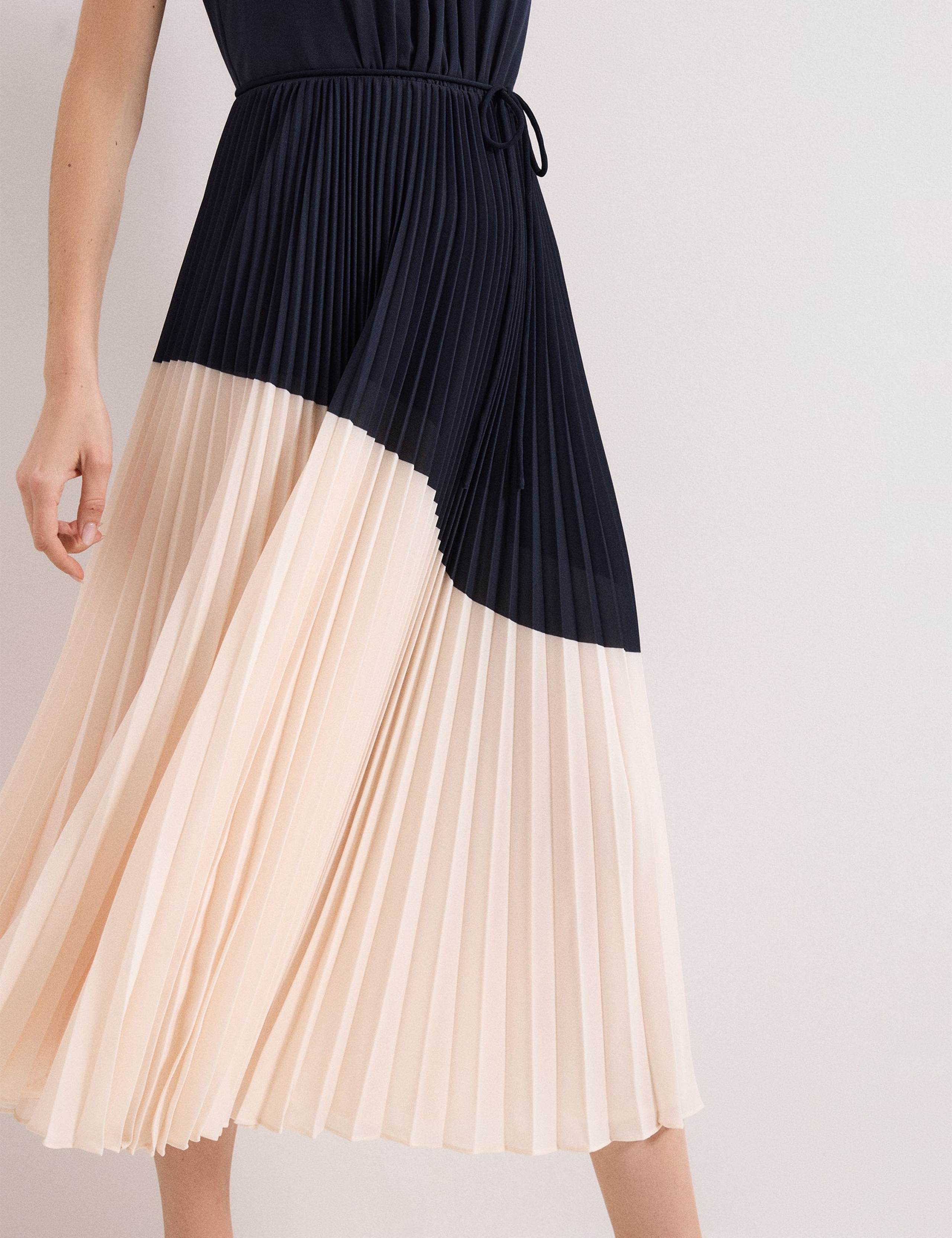 Colour Block High Neck Pleated Midaxi Dress 7 of 7