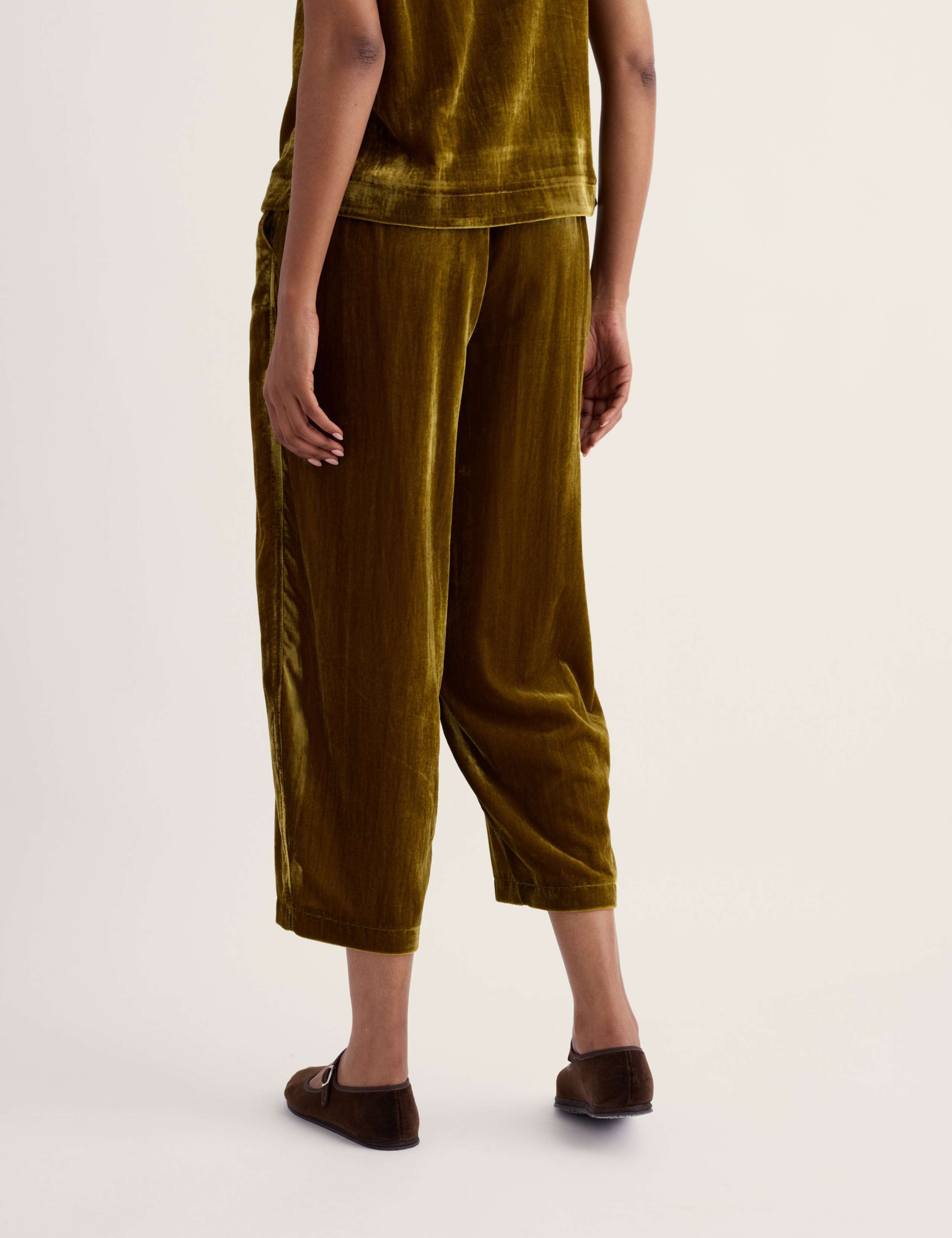 Velvet Elasticated Waist Barrel Leg Ankle Grazer Joggers 4 of 5