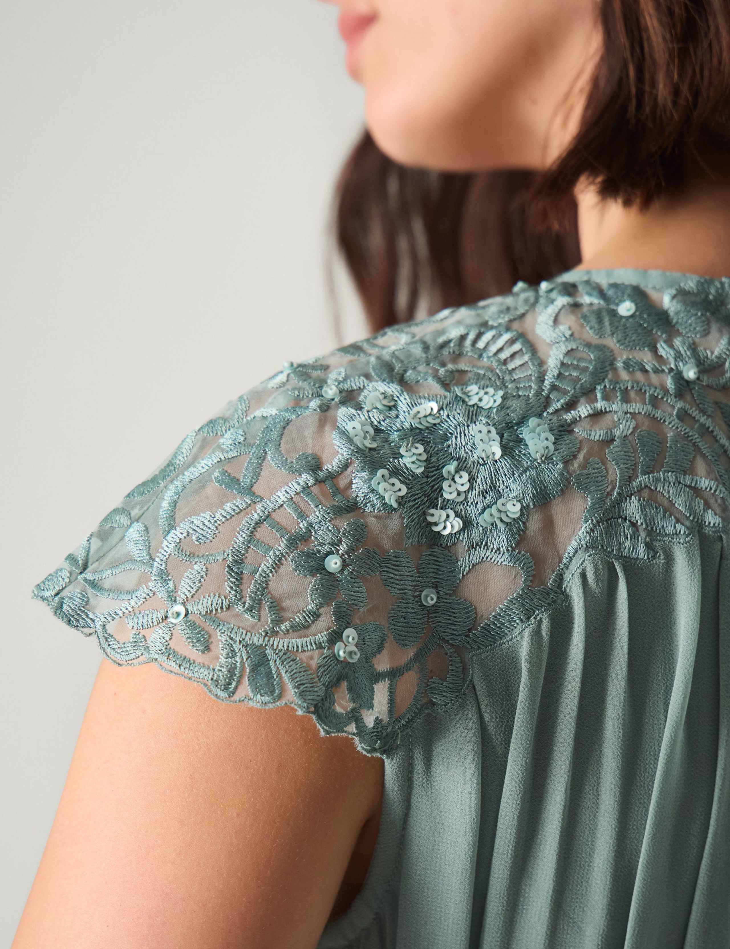 Chiffon Lace Maxi Dress 4 of 5