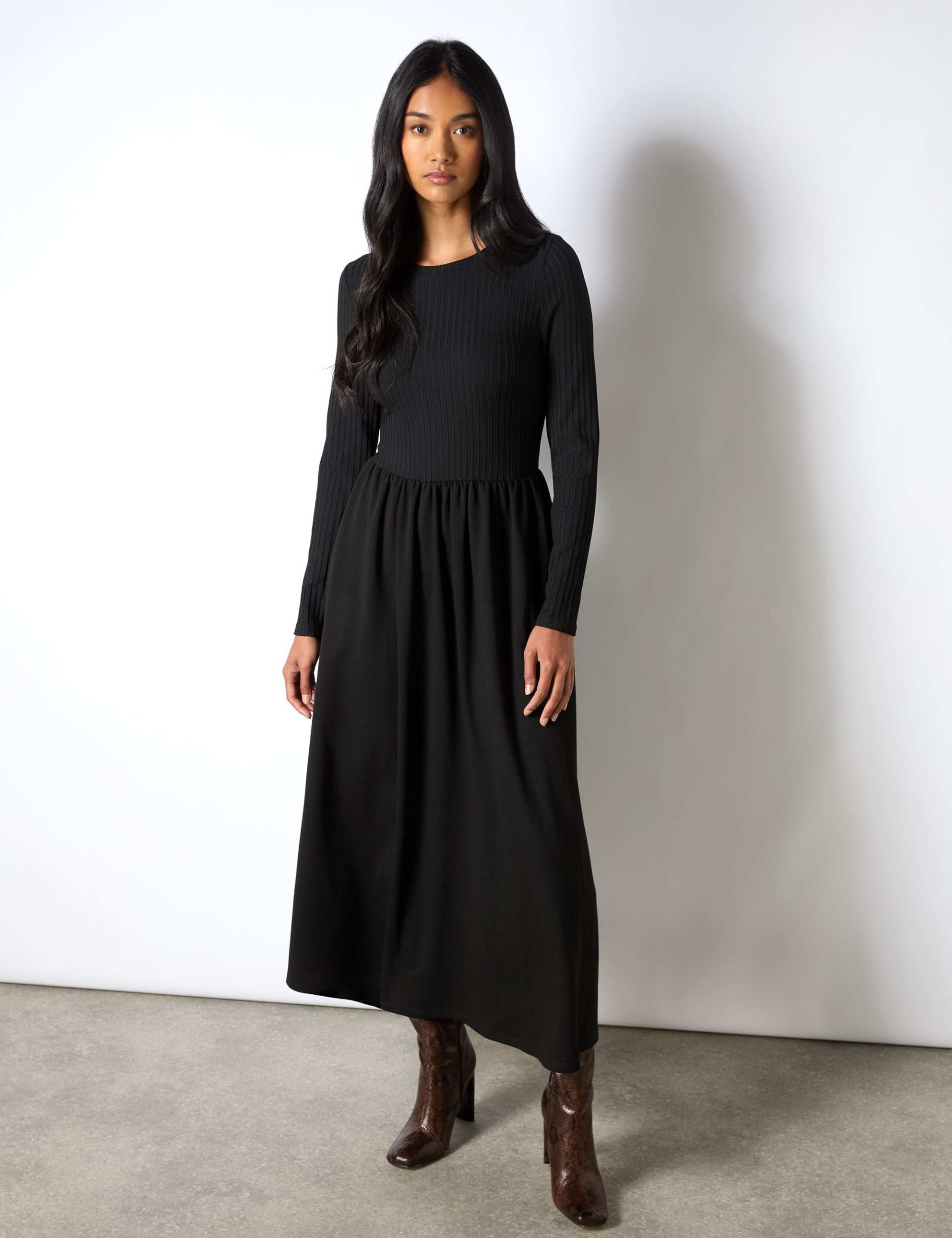 Jersey Ribbed Midaxi Waisted Dress 2 of 6