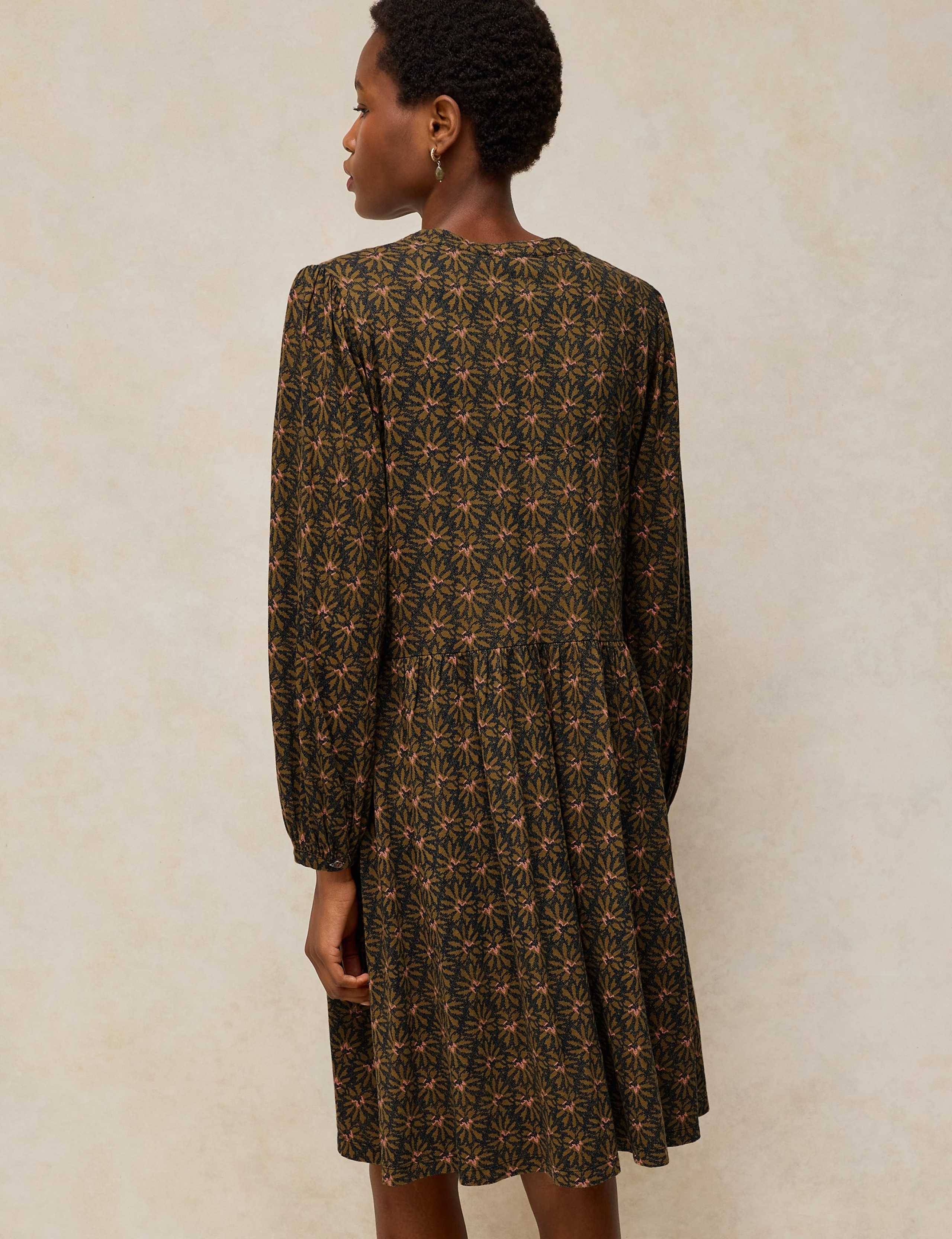 Cotton Blend Patterned Notch Neck Knee Length Dress 4 of 7